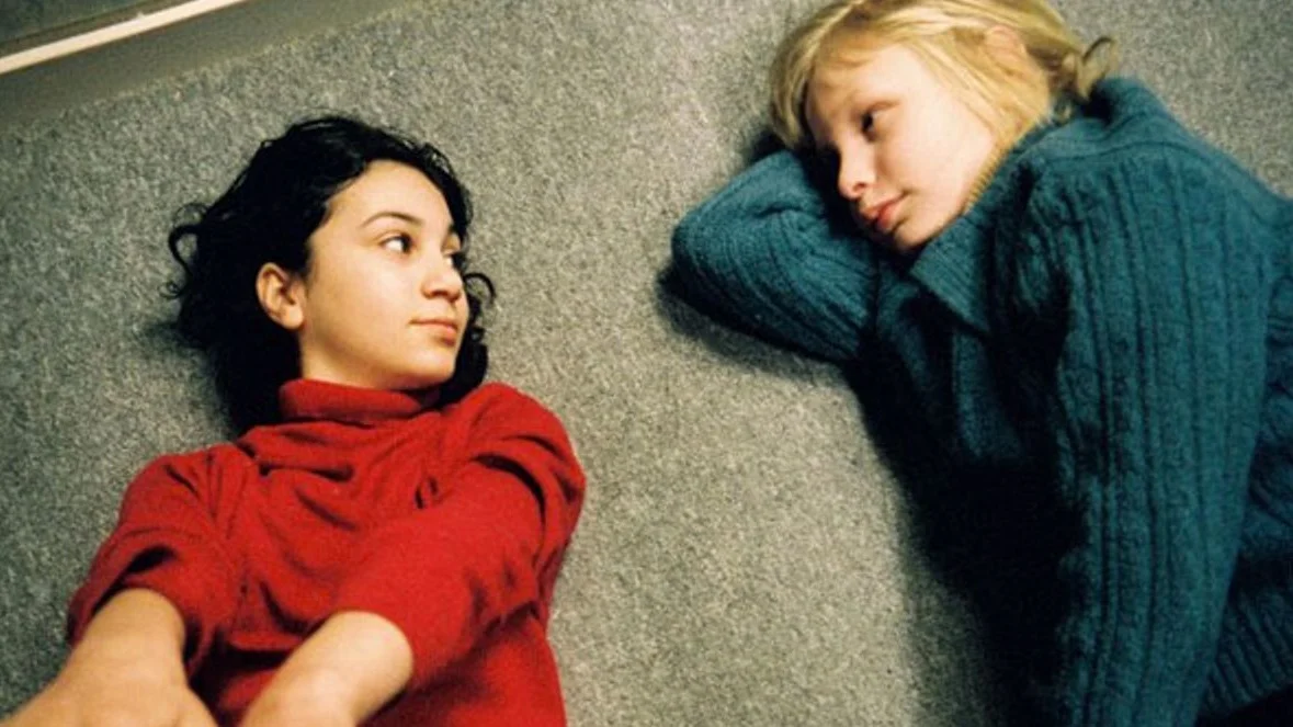 Blood Lust: Illuminating Perspectives in Let the Right One In