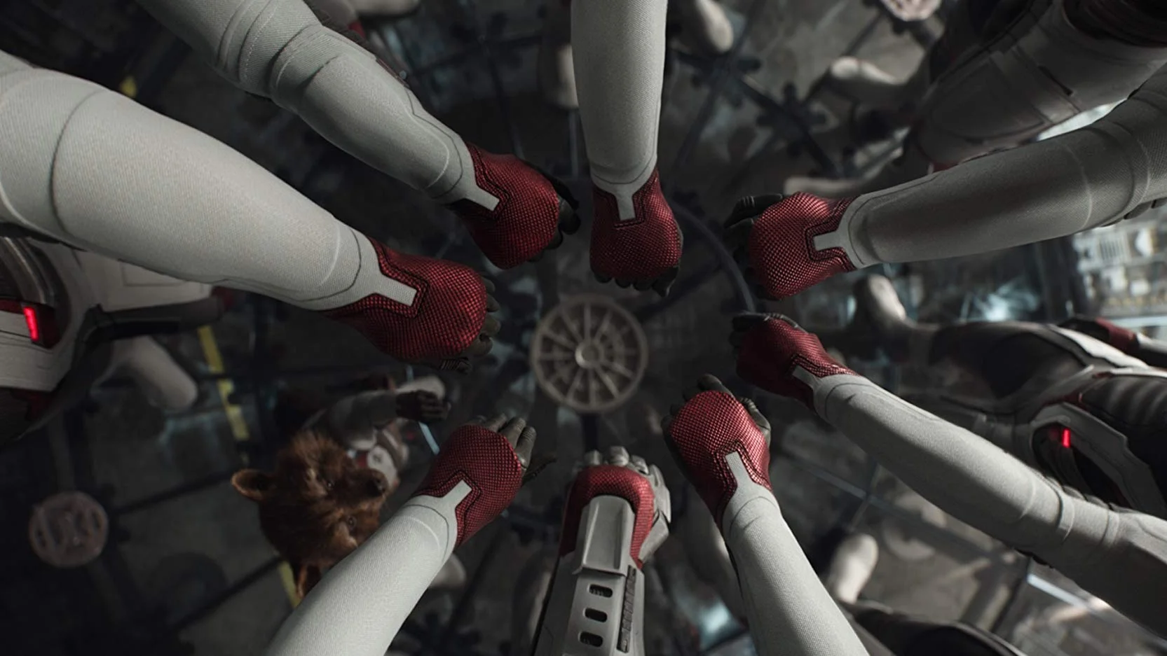 avengers endgame, superheroes, iron man, captain america, robert downey jr, chris evans, thor, chris hemsworth, mark ruffalo, hulk, paul rudd, ant man, black widow, scarlett johansson, bradley cooper, rocket raccoon, thanos, josh brolin, 2019 in film, best of 2019,
