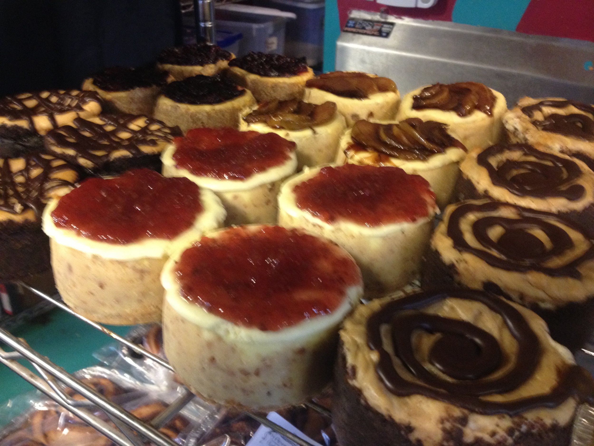 mini cheesecakes.JPG