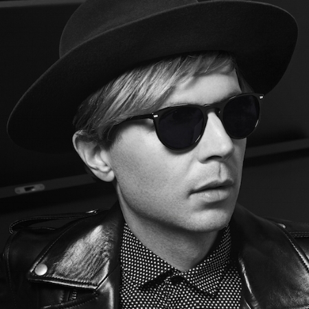 Beck_02_095_04_smallcrop.jpg