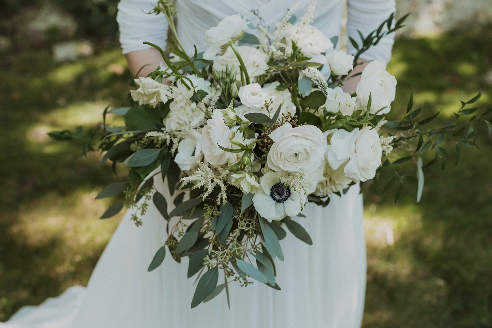 Austin& Spencer-Larisa Stinga Photography- Martha_s Vineyard Wedding211002-153.jpg