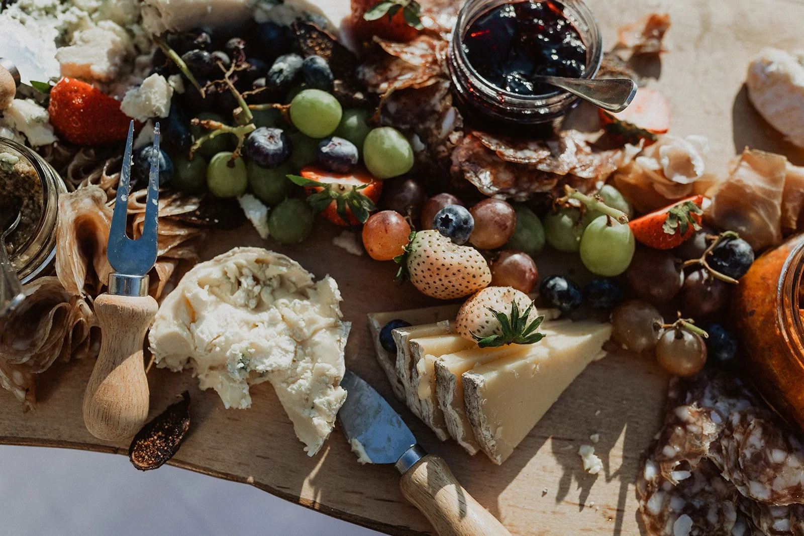 Austin& Spencer-Larisa Stinga Photography- Martha_s Vineyard Wedding211002-483.jpg