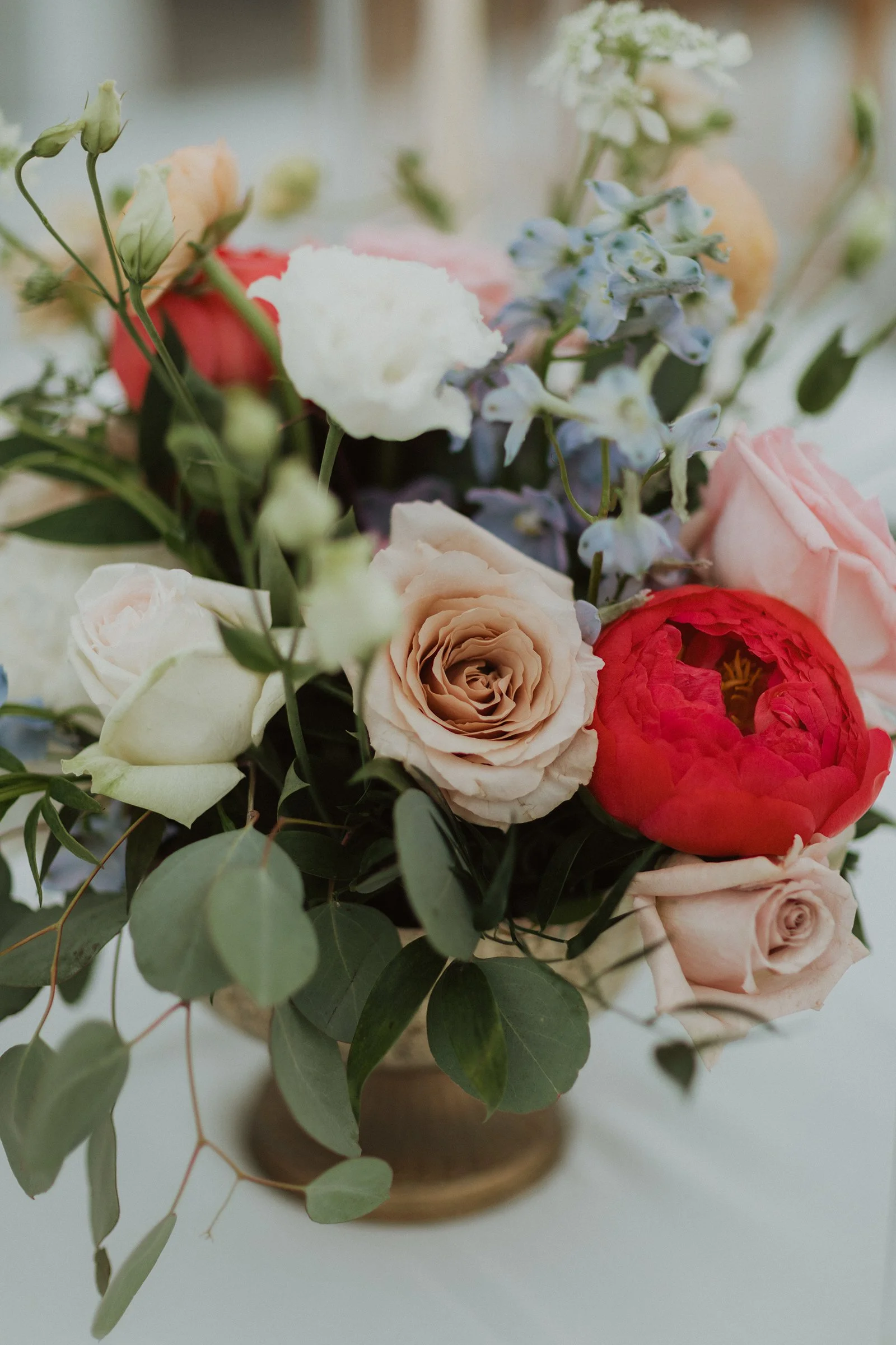  Julia &amp; Jon  Location: Edgartown, MV  Photographer: Larisa Stinga Photography 