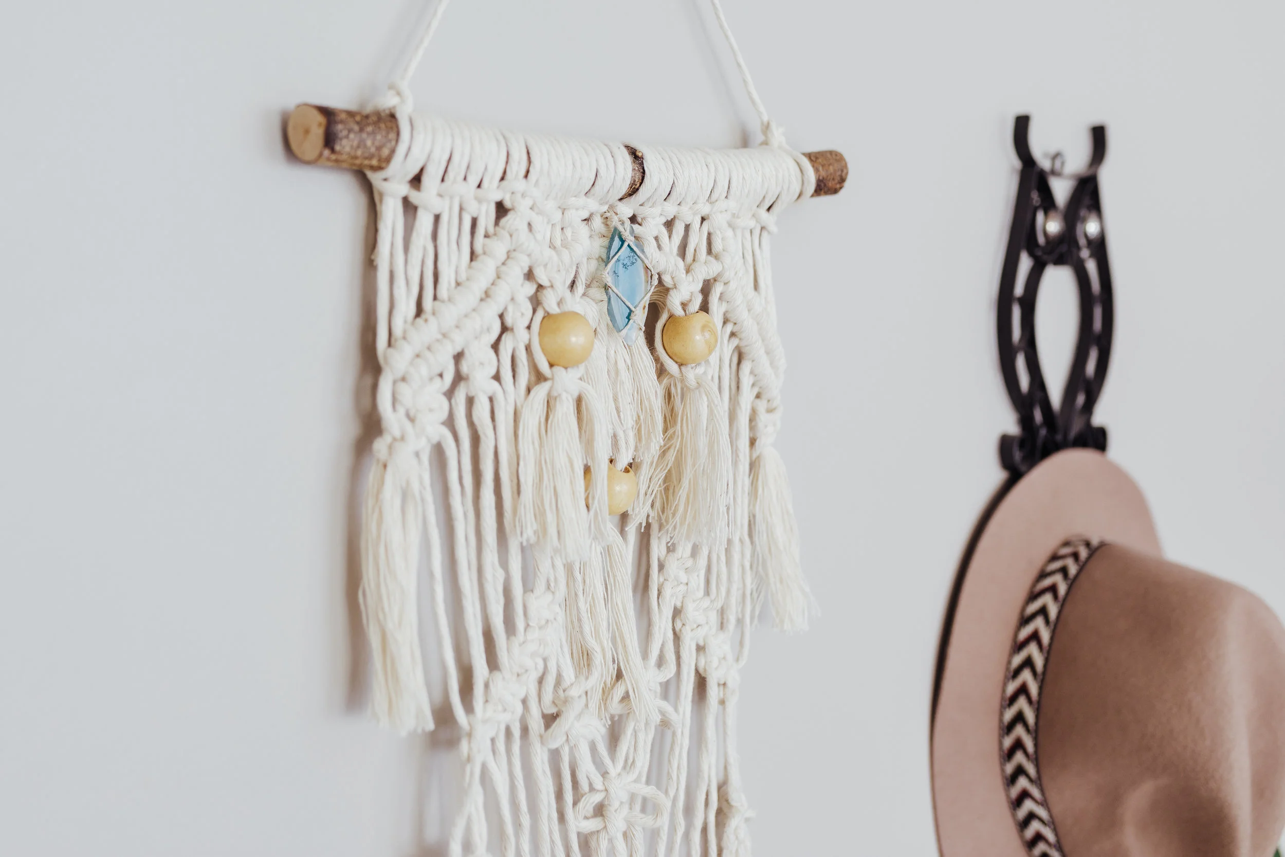 Mini Macrame with Agate and Beads