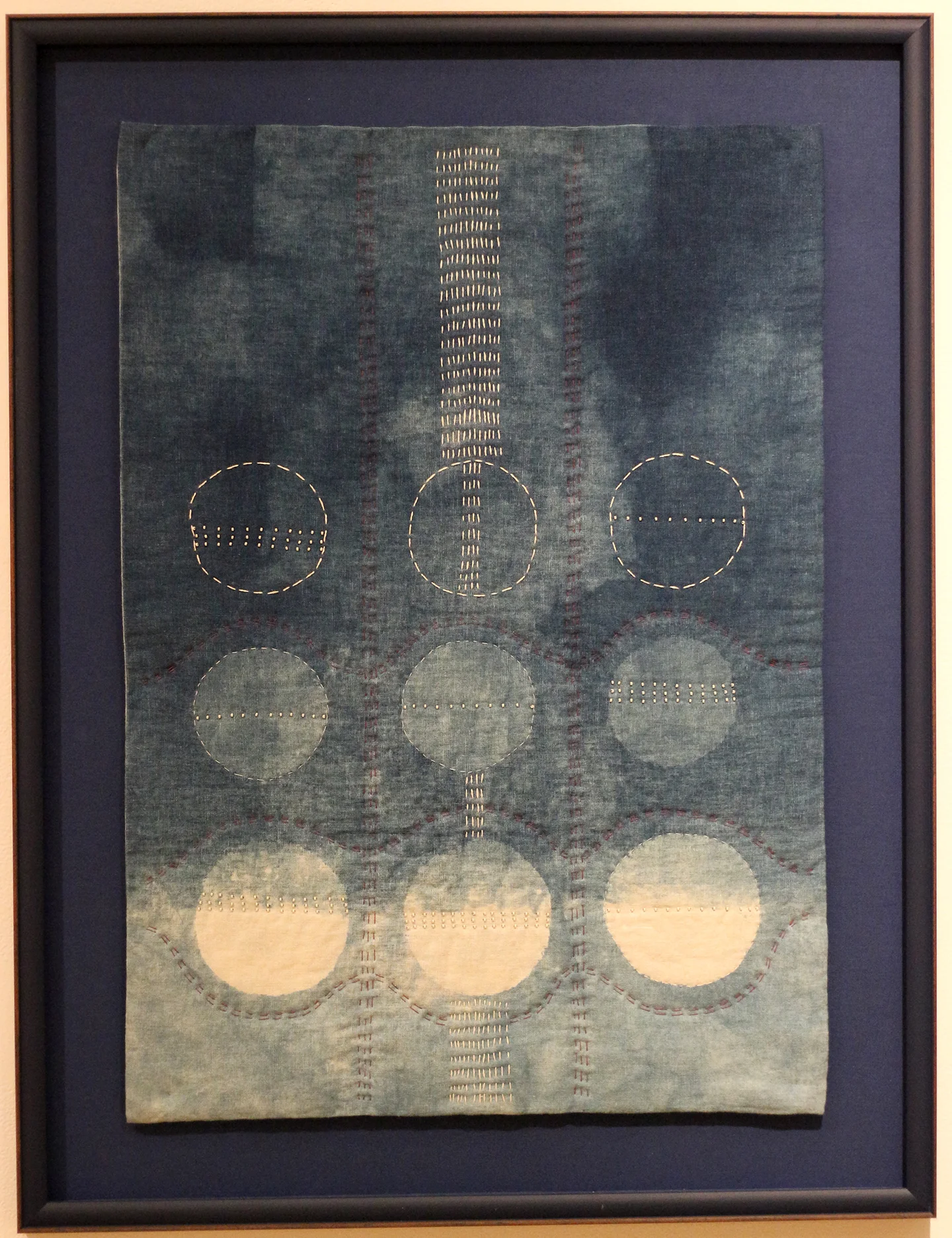 Evelyn Kitson ‘85 featured her works in the Kinetic Gallery on Nov. 17 as part of her Perennial Reflections exhibit. Kitson’s artistic process promotes sustainability. For example, she creates leaf and flower prints using dye pots. (Ellayna Fredericks/Assoc. Photo Editor)