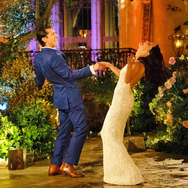 Geneseo alumnus Jason Tartick ‘10 dancing with Becca Kufrin (pictured above) on ABC’s “The Bachelorette.” Tartick made it to the final three of the reality television show, even becoming a fan favorite amongst avid viewers (courtesy of Jason Tartick).
