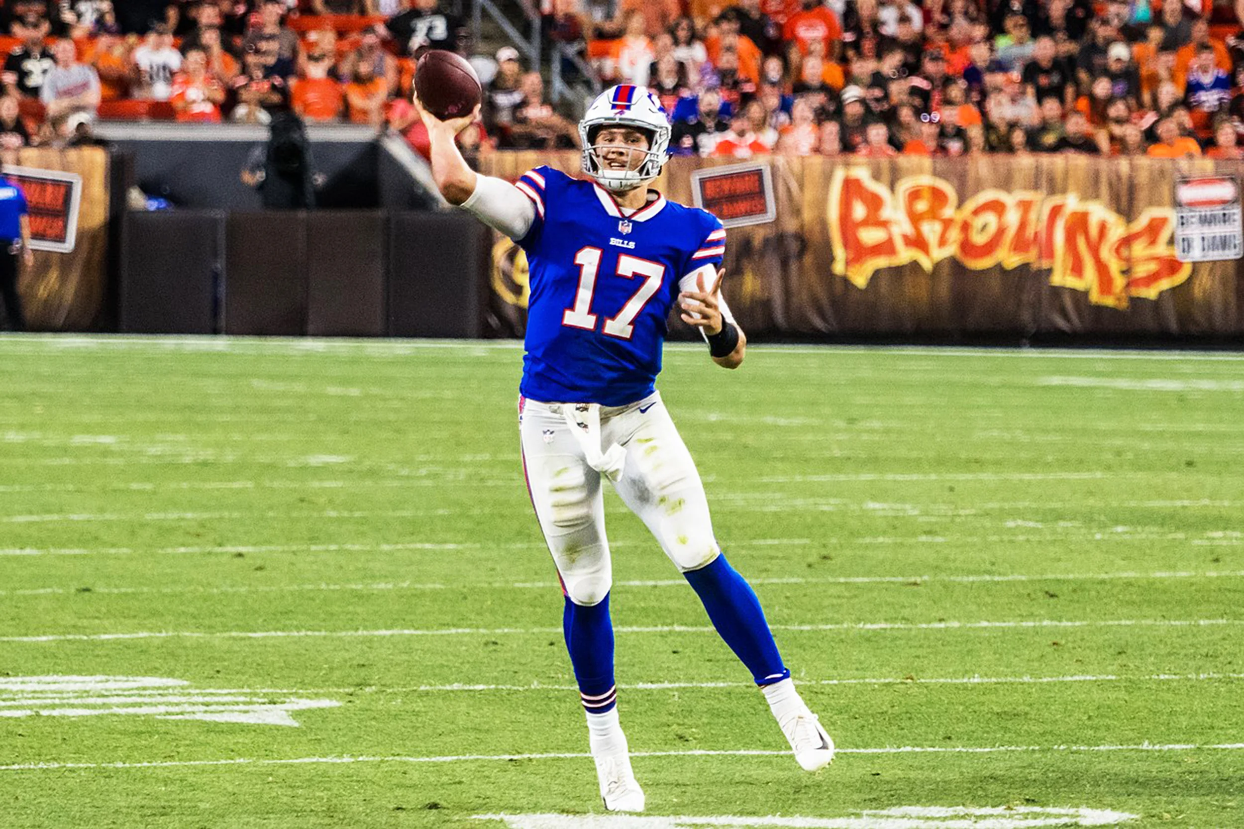 Josh Allen attempts a pass in a preseason game against the the Cleveland Browns on Aug. 17. Allen passed for 60 yards and one touchdown in a 19-17 win for the Bills. (Courtesy of Creative Commons).