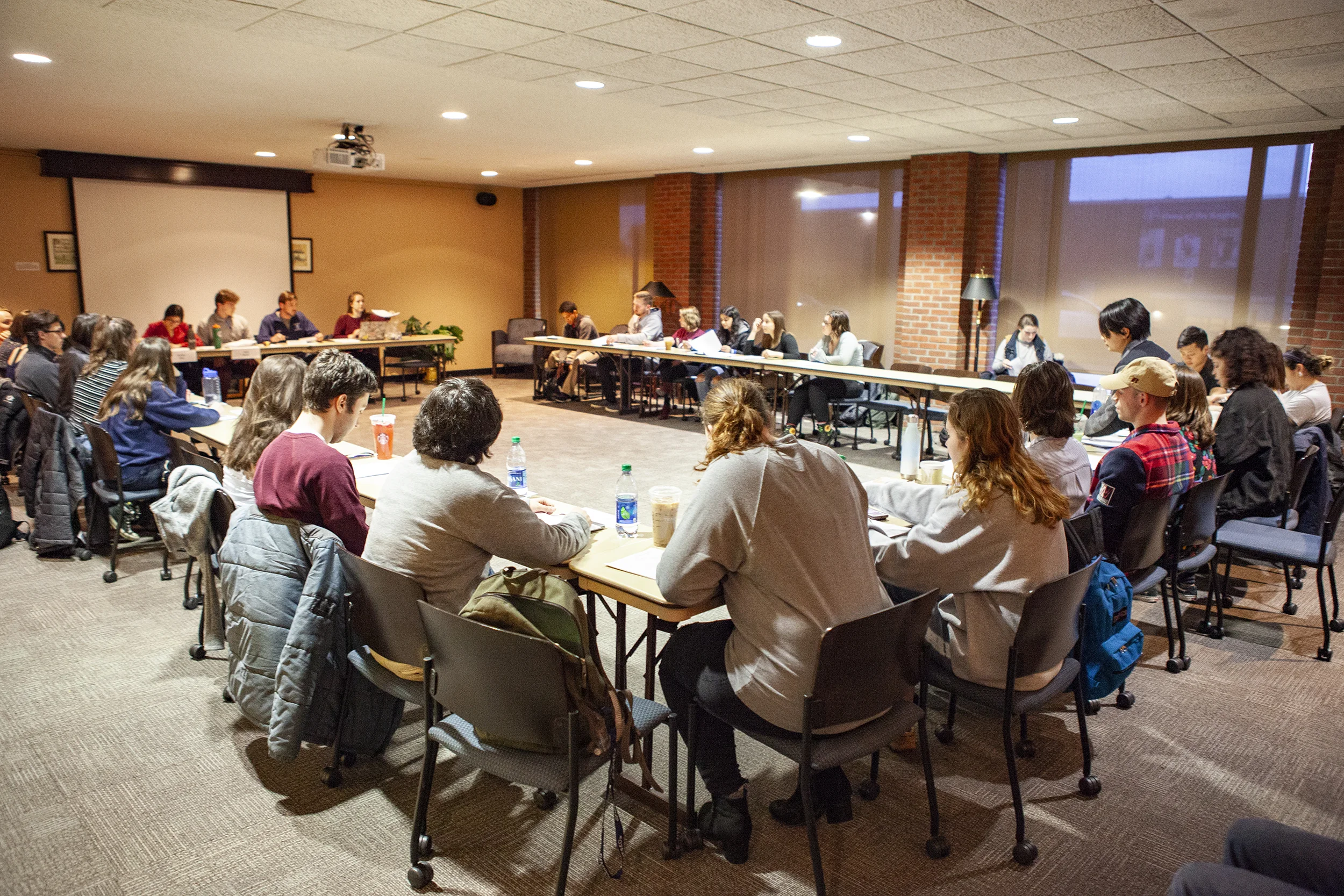 Student Senate convened on Wednesday April 10 for their weekly meeting (pictured above). Student Senate sends representatives to the College Senate, which met on Tuesday April 9 and talked about intellectual property rights (Udeshi Seneviratne/ Photo Editor).