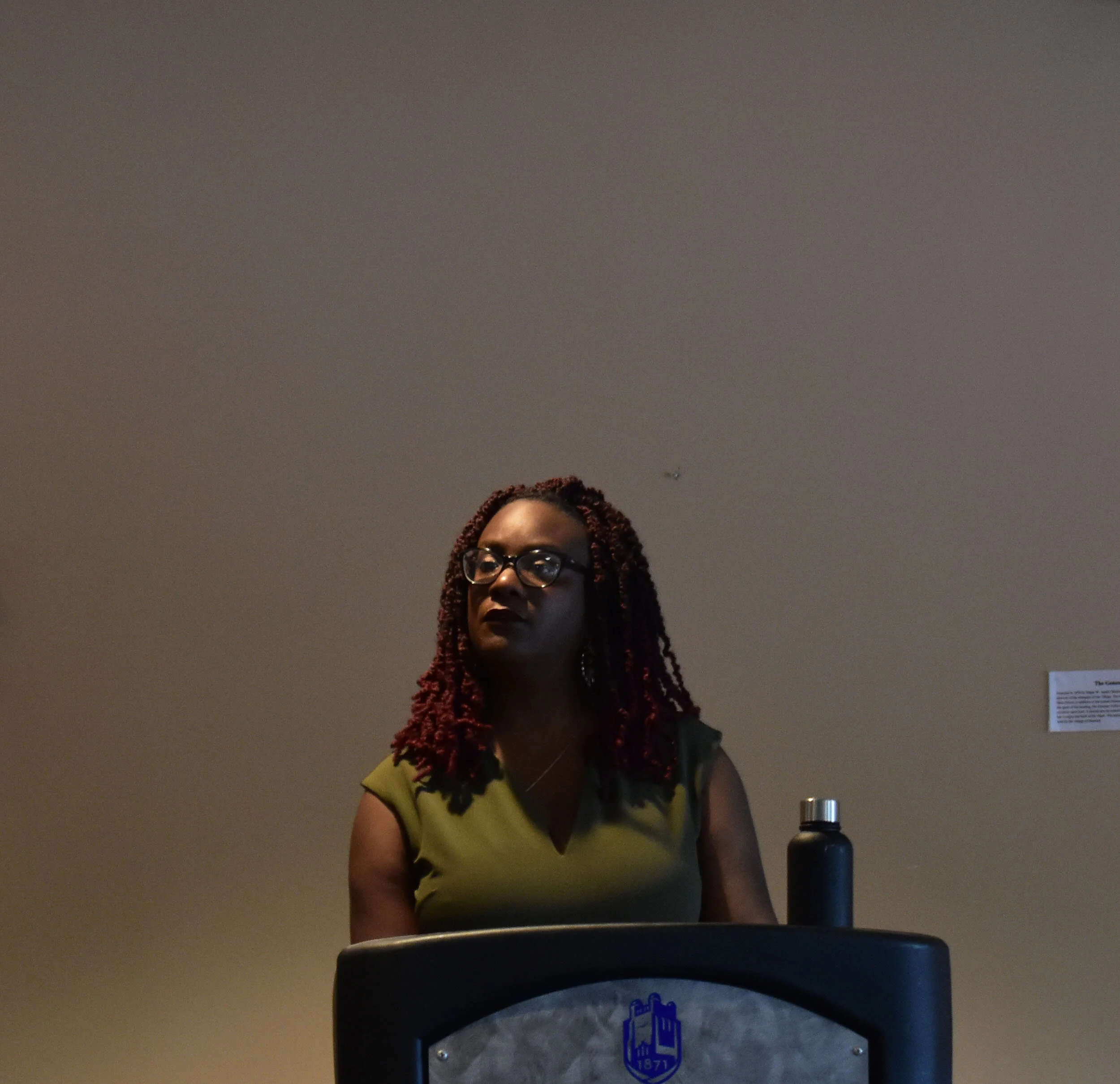 Alumna Aisha K. O’Mally ‘01 discussed her experience as a student at Geneseo during the All-College Hour lecture series on Wednesday Oct. 2. During her junior year, she encountered severe health problems that have since taught her to both appreciate and find meaning in life (Xavier Delcid/photo editor).