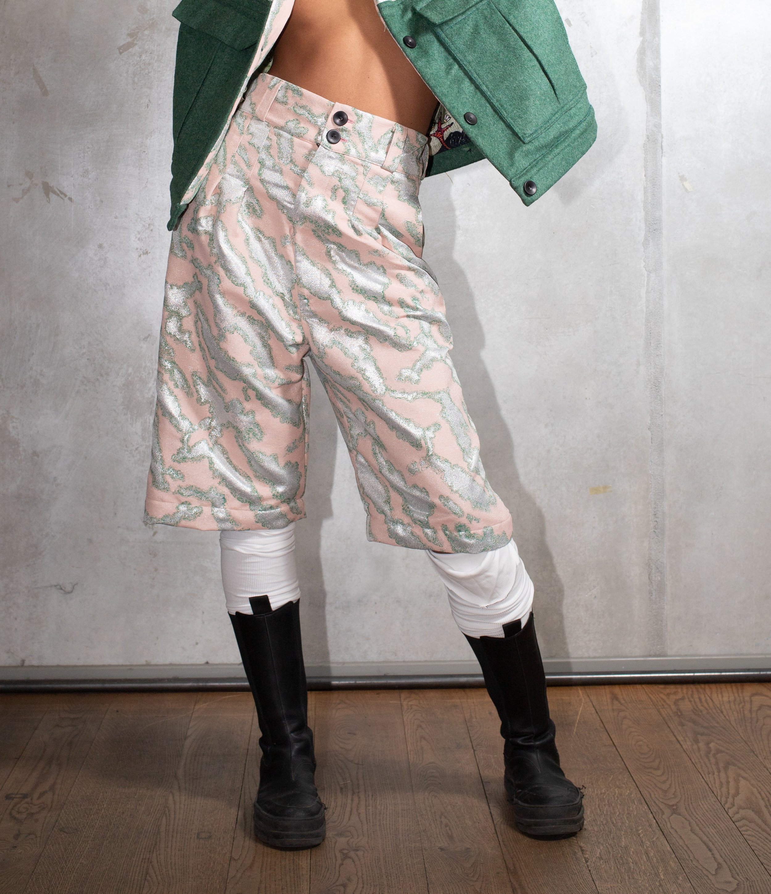 Flared Cropped Pants Pink
