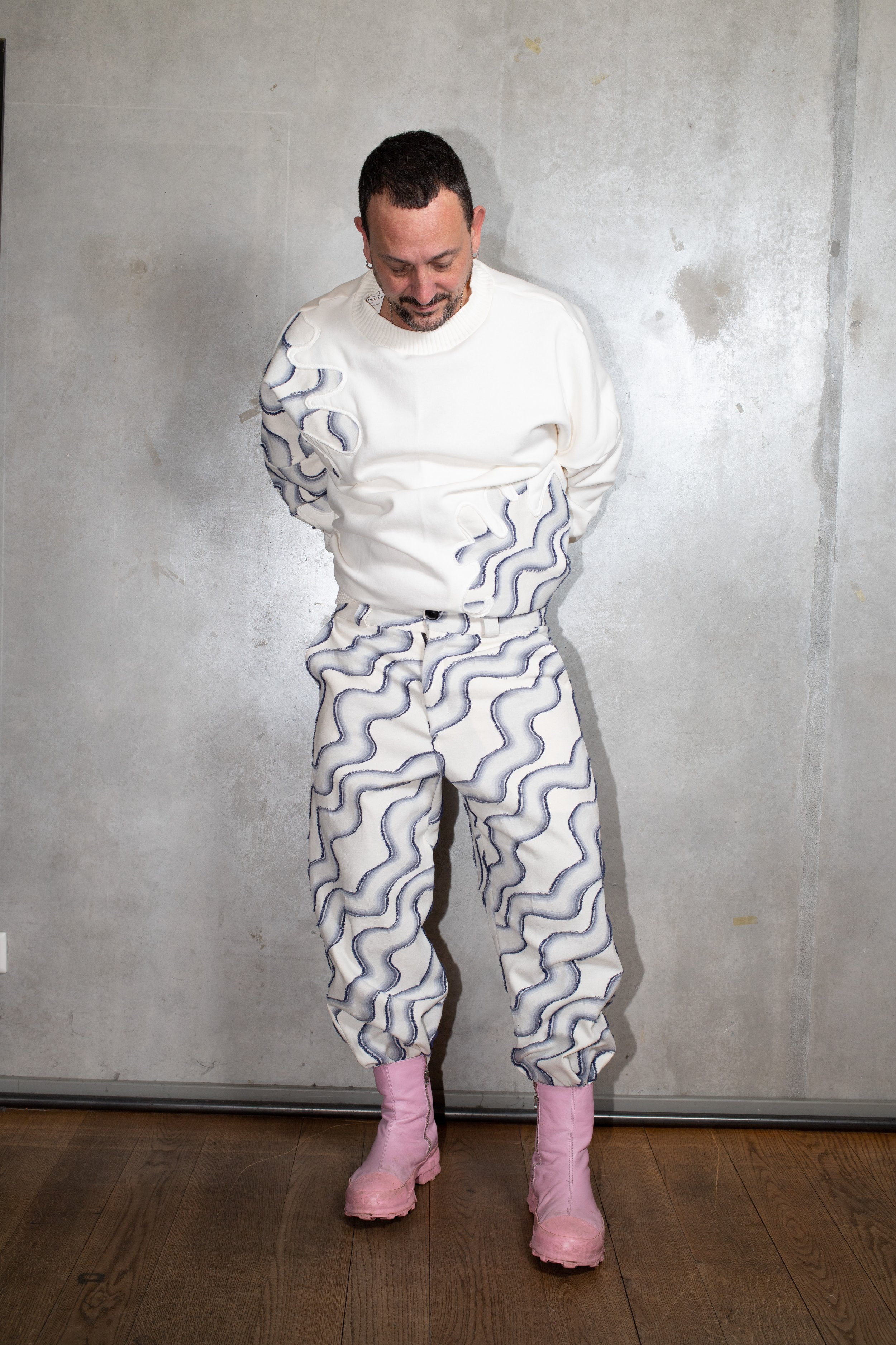 Deform Sweater White