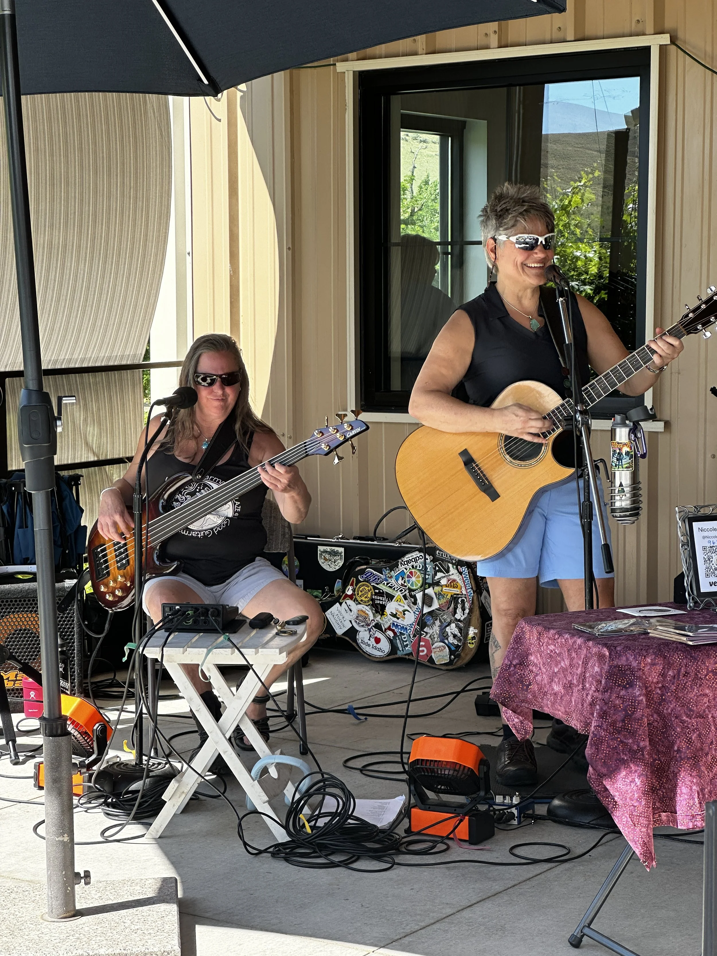 Lakeview Golf Course- Roosters Tavern on the Green- Meridian