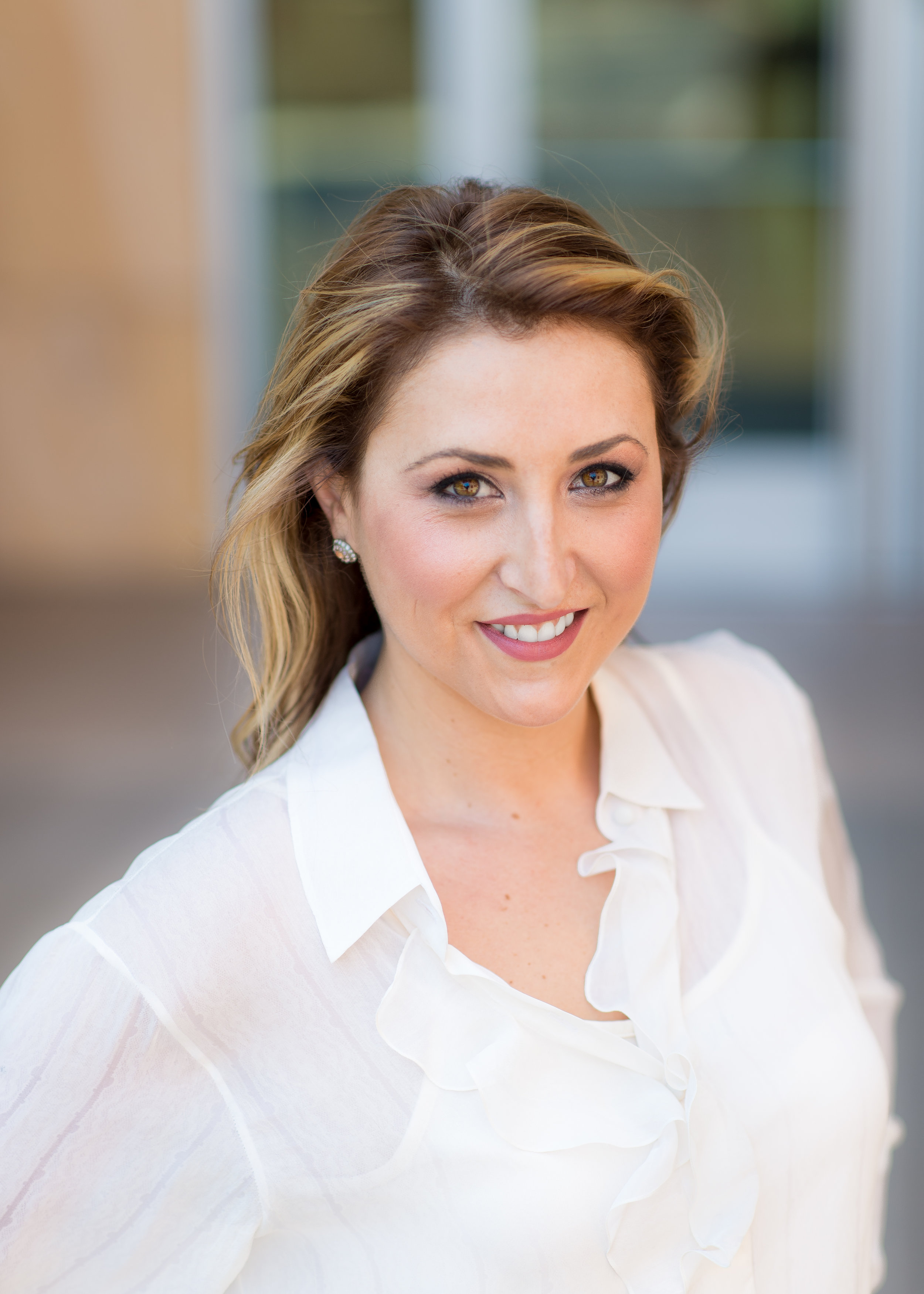 RODERICKCOONEY_2014_Larissa-2.jpg