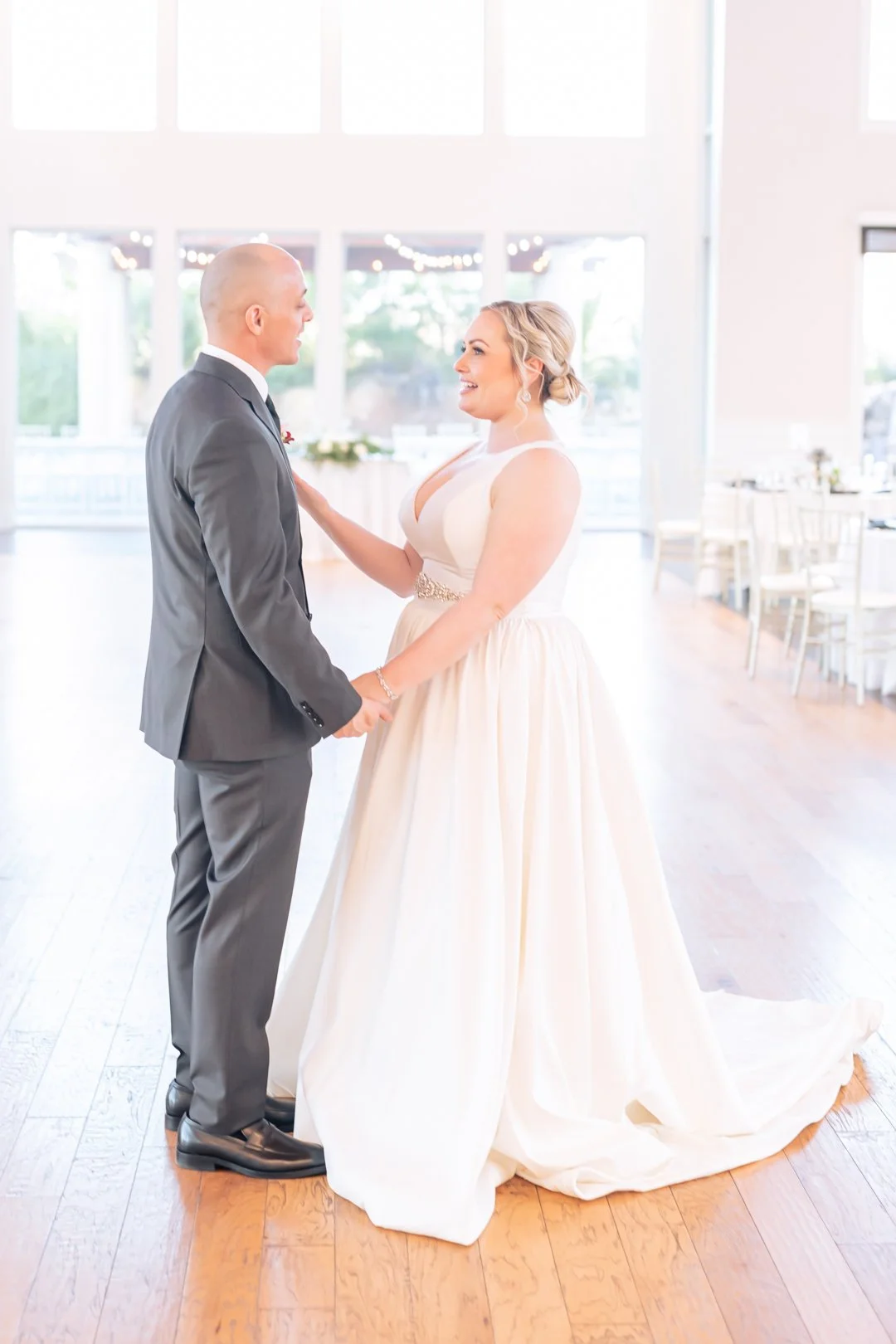 Roderick_Cooney_Photography_2022_Diana_Tony_Wedding-17.jpg