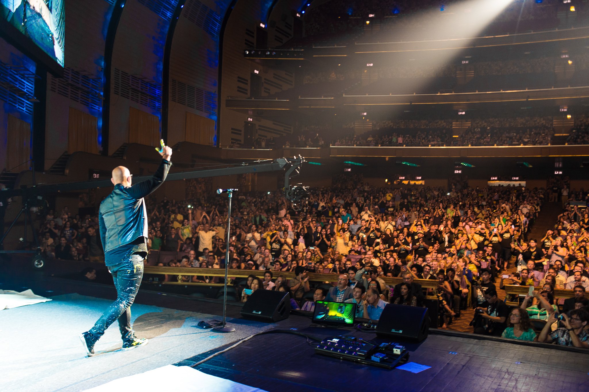 Roderick_Cooney_2015_DG_RadioCityMusicHall-24.jpg
