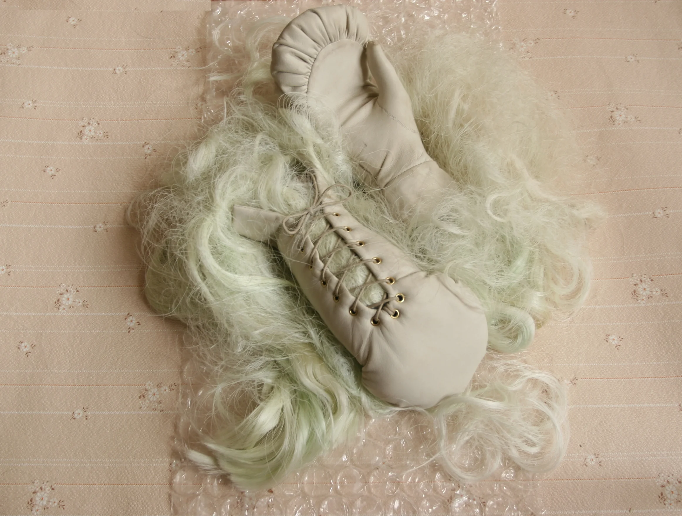 boxing mittens, 2009