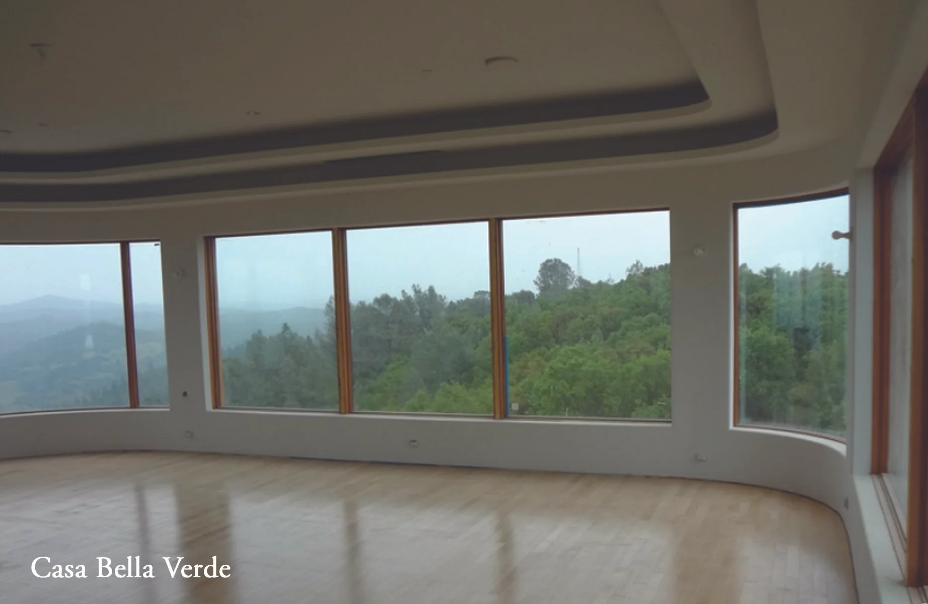 Gallery window panorama.jpg
