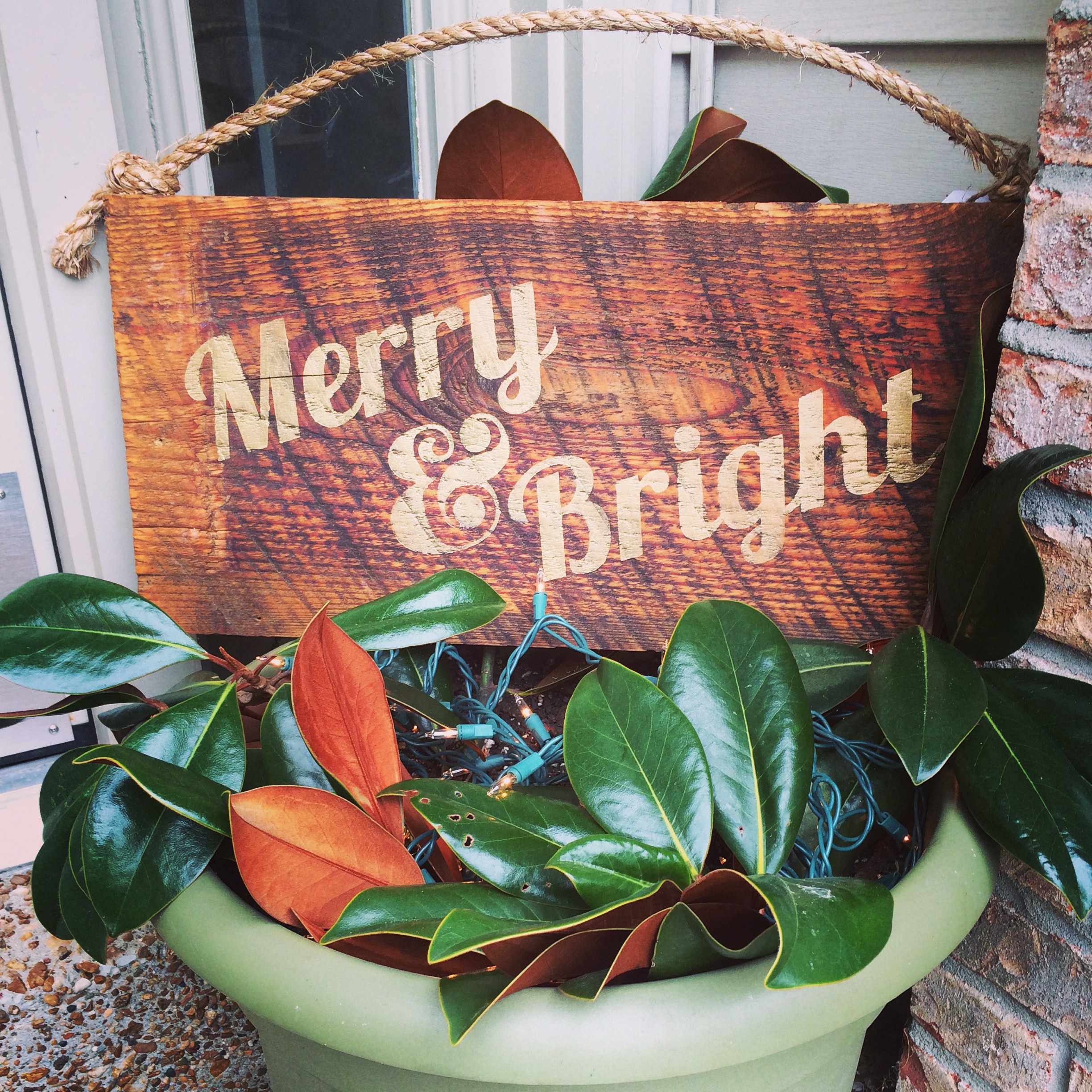 Recl. Wood Merry &amp; Bright