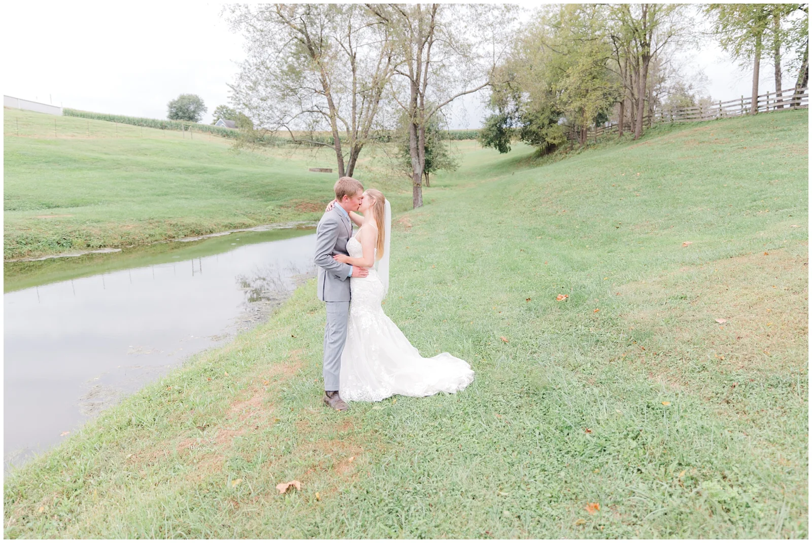 marietta-ohio-fall-wedding-LRA-Photo_0029.jpg