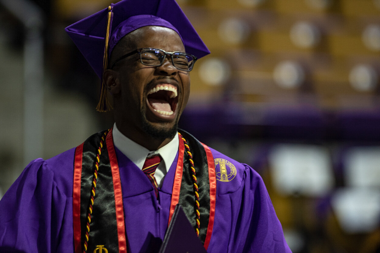 Commencement-Commencement 126.jpg