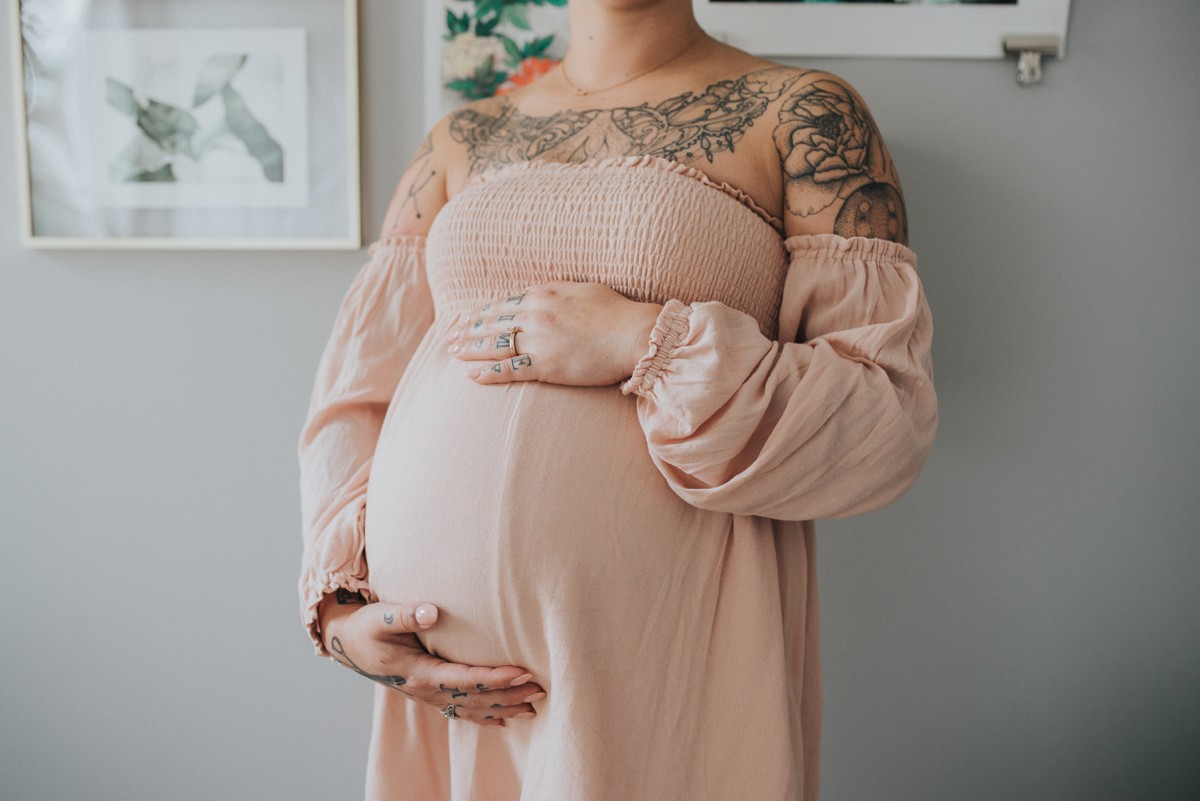 annie-corben-cincinnati-ohio-maternity_0003.jpg