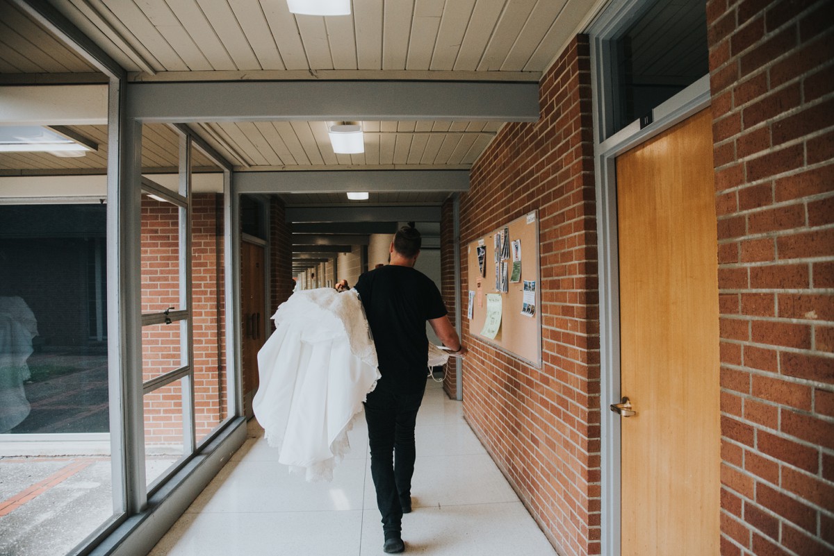 "Shay carry the dress." "Holy crap, how on earth do you guys wear these things?"
