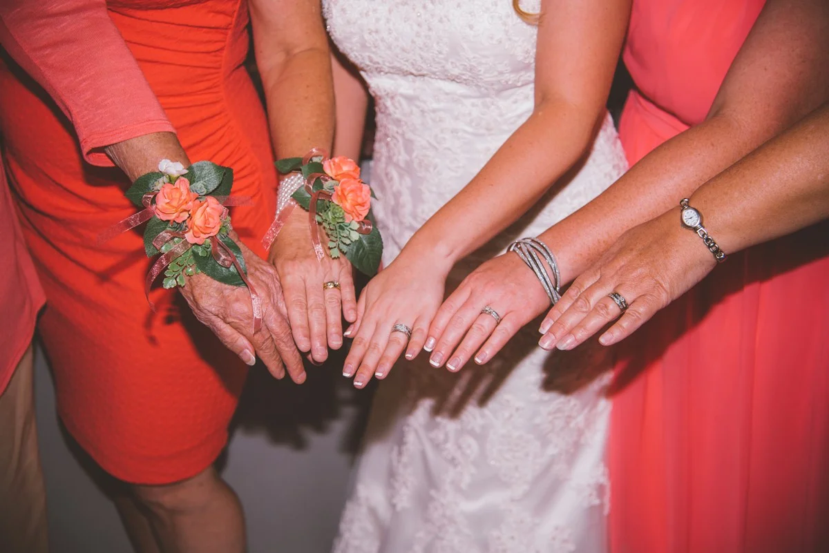 amber-and-brandon-wilmington-ohio-wedding_0036.jpg