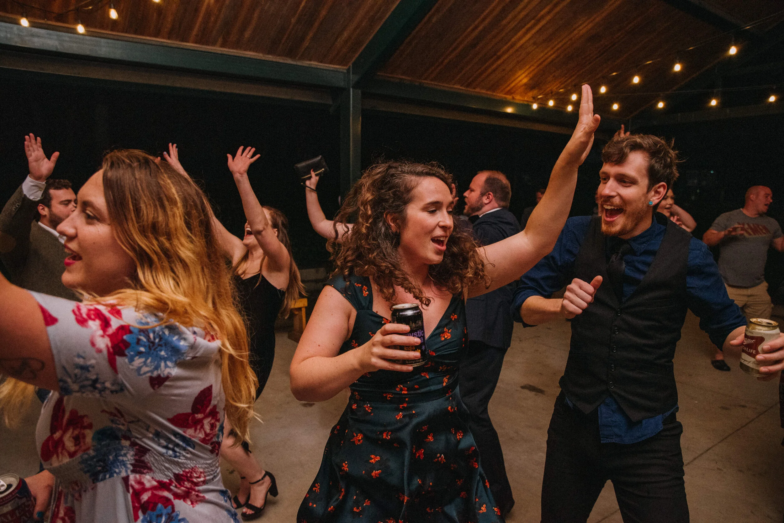 Brett+LauraCincinnatiWedding-636.jpg