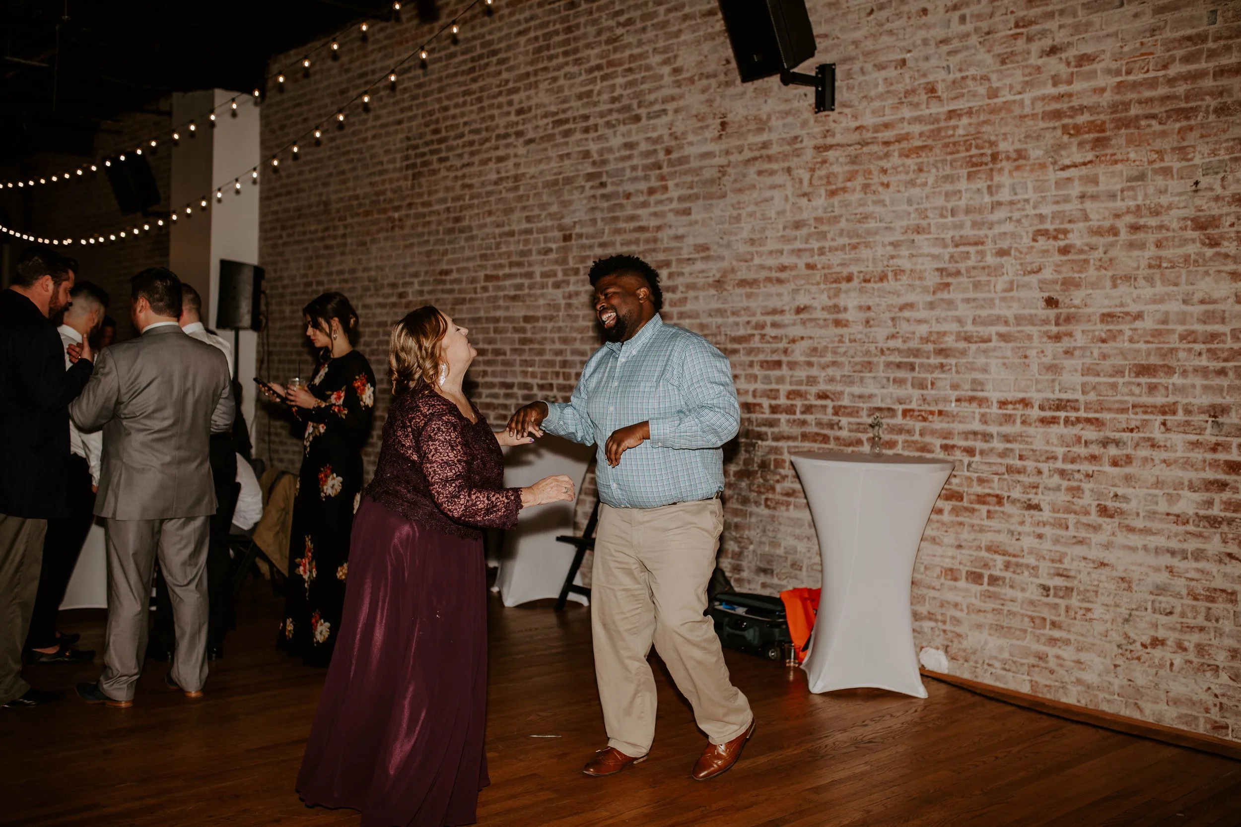 TheLoeschWedding-277.jpg
