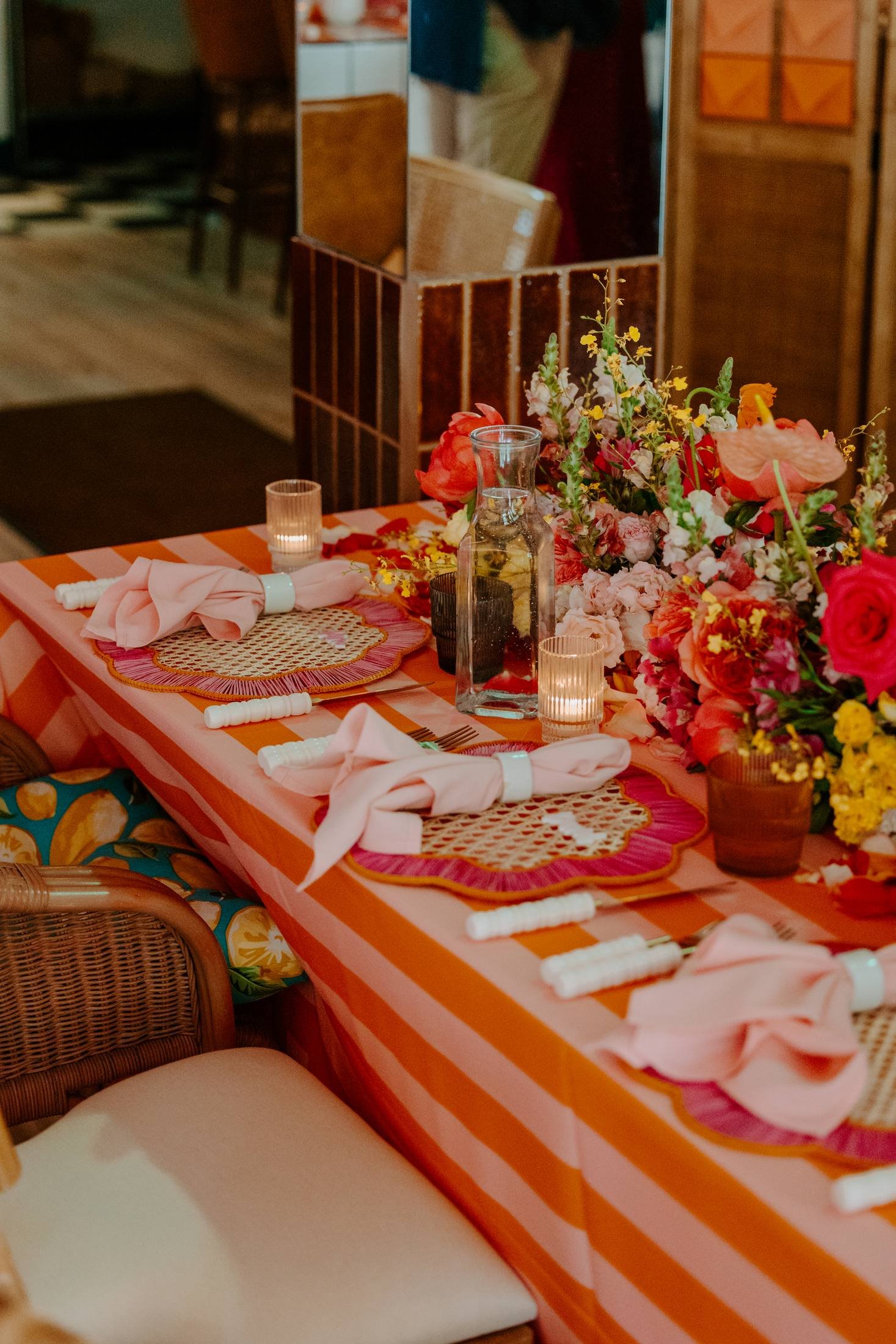 21-flamingo-drive-milford-wedding-reception-tables.jpg