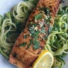 Lemon+Garlic+Butter+Salmon+with+Zoodles.jpg