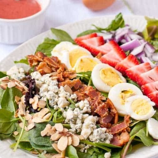 Strawberry+Cobb+Salad+with+Bacon+Vinagrette.jpg
