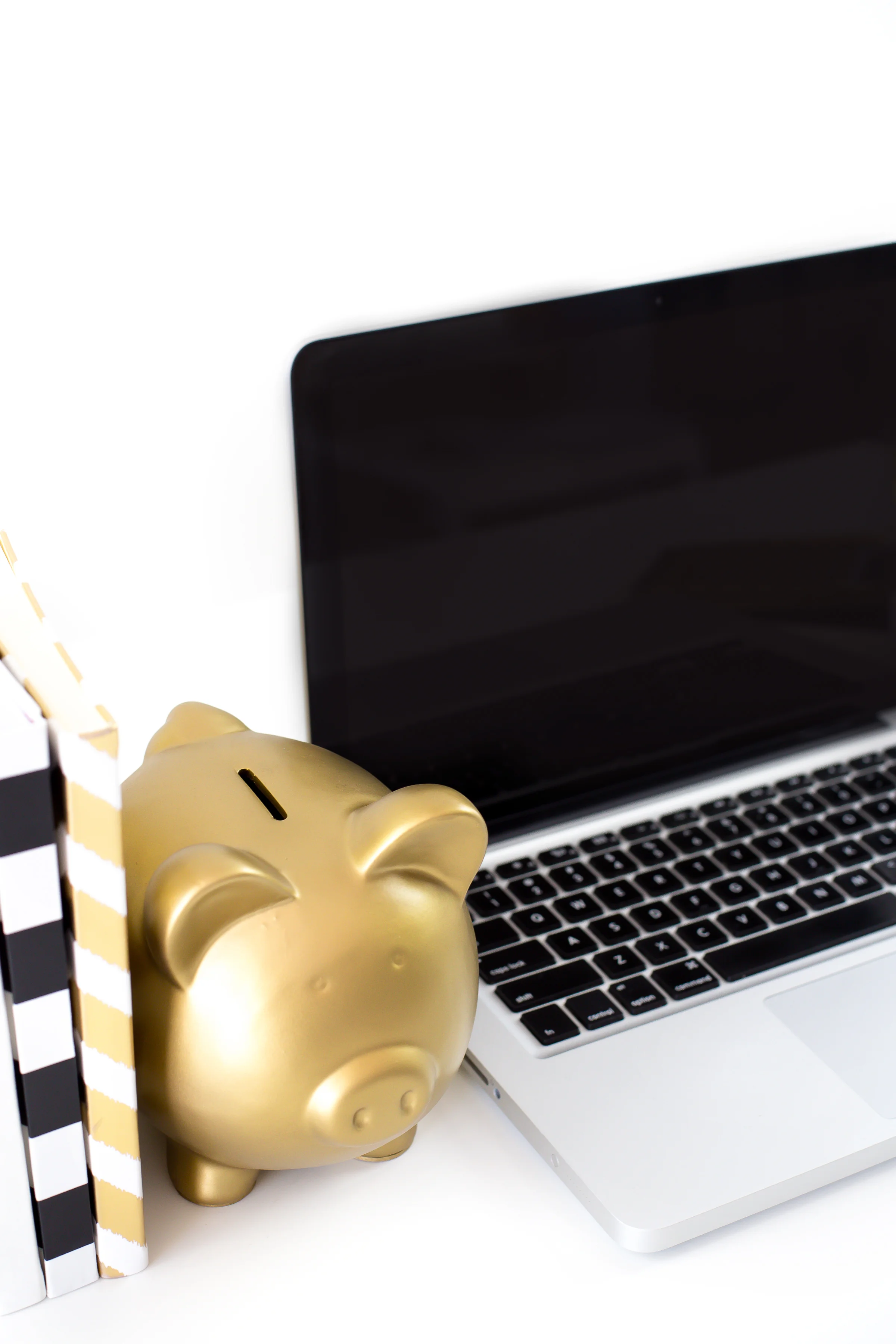 haute-stock-photography-black-gold-styled-desktop-final-6.jpg