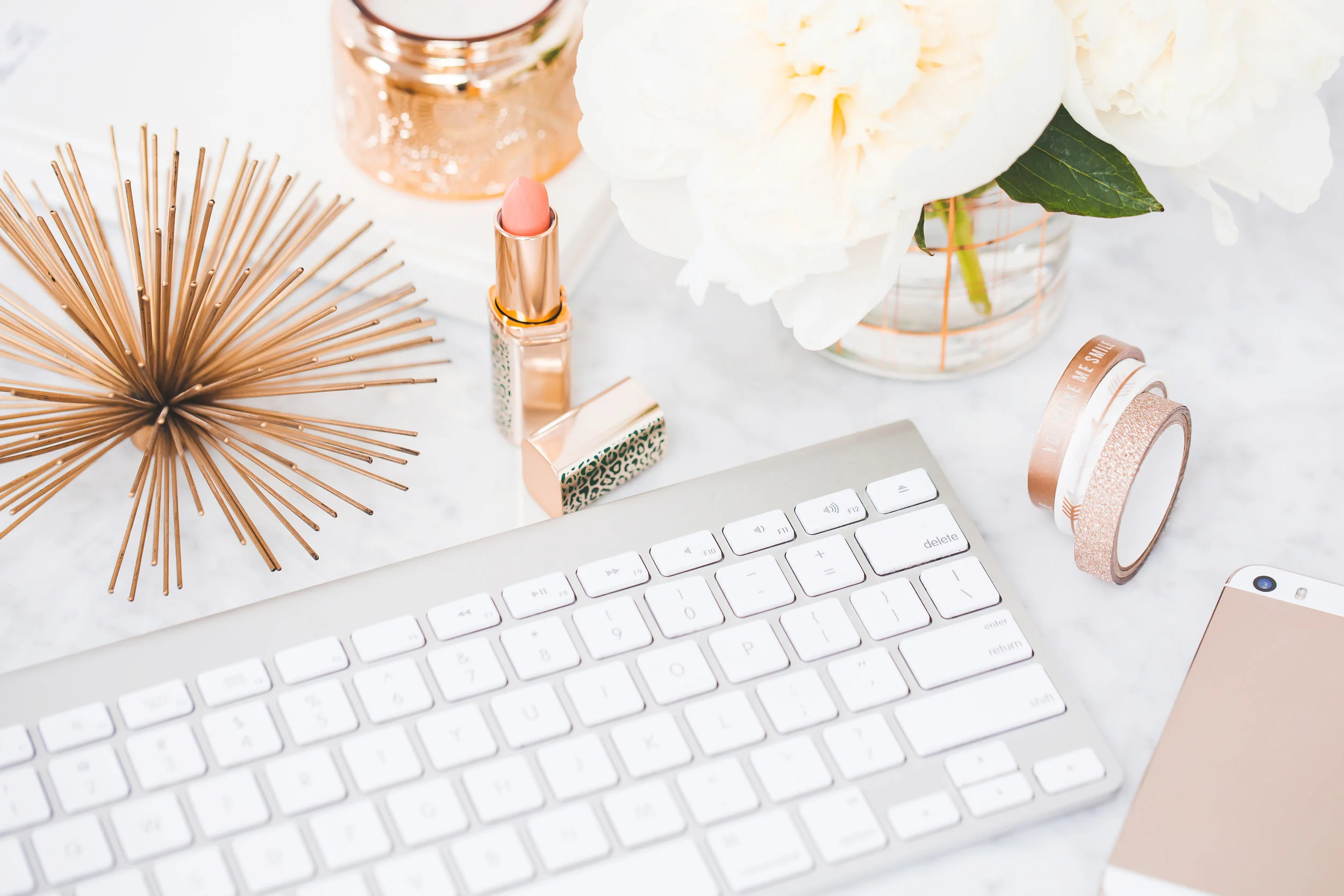 haute-stock-styled-stock-library-white-rose-gold-3-FINAL.jpg