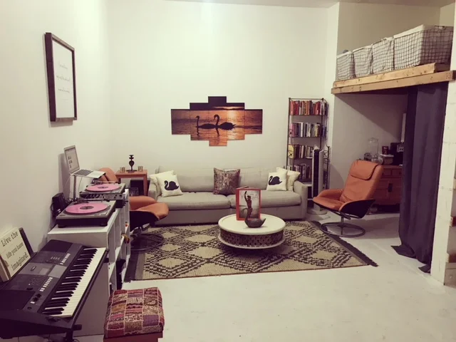 The Swan Lounge