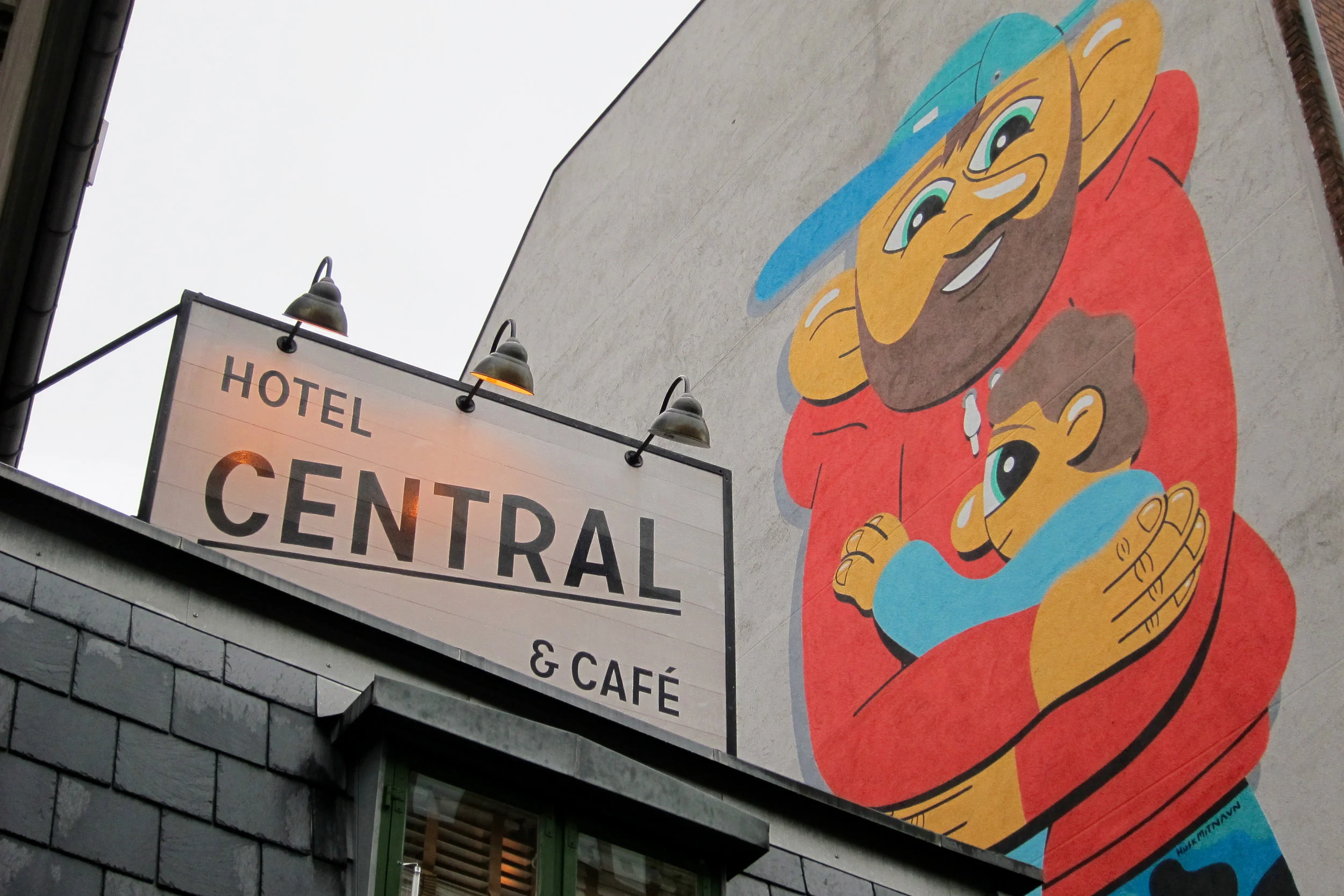 central10.jpg