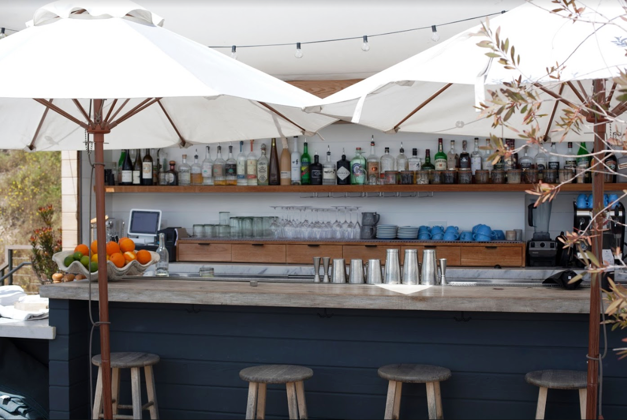 Rooftop Bar 2.png