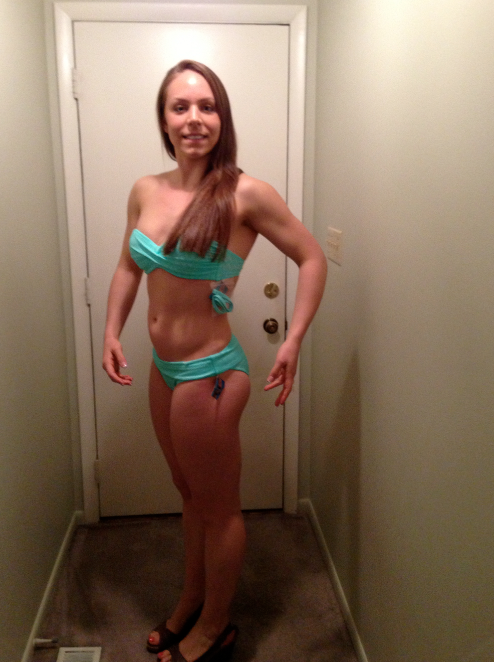 March 2012. I do not have pictures from January of 2012 when I regained all of the weight lost in 2011 and more. I successfully lost another 15 pounds through excessive cardio and low calories but was struggling a ton with consistency. Binging one week, starving myself the next.&nbsp;