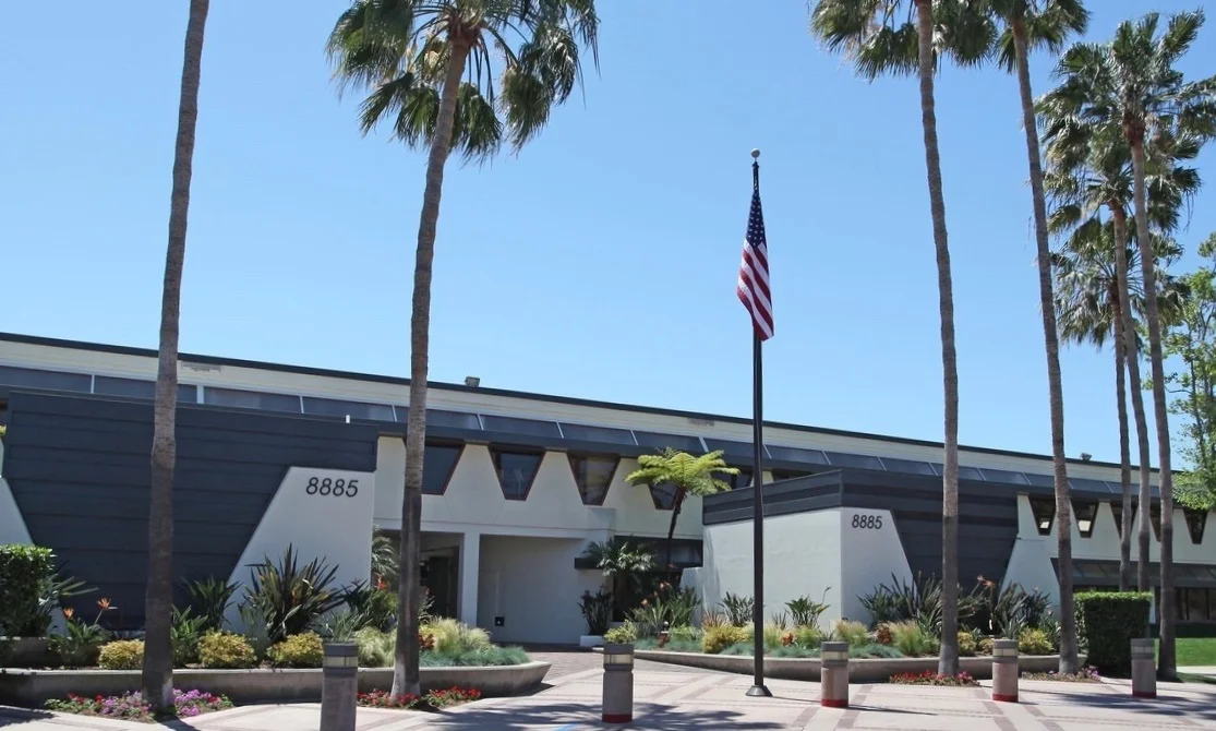 exterior%2Bbuilding%2B%25281%2529.jpg