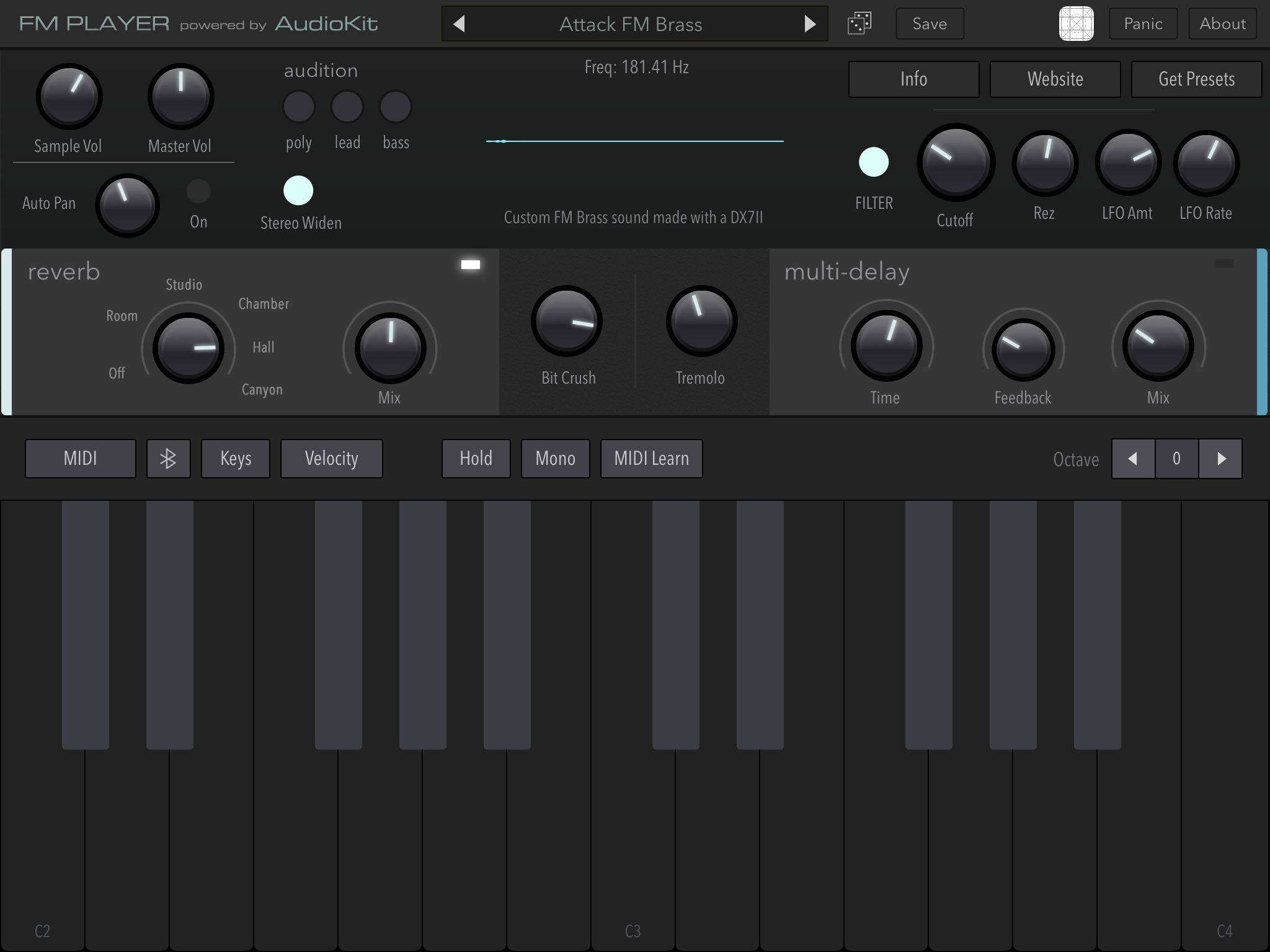 FM Player. Verkligen inga konstigheter. Ett plus för de väl valda effekterna och den mycket välfungerande virtuella klaviaturen.