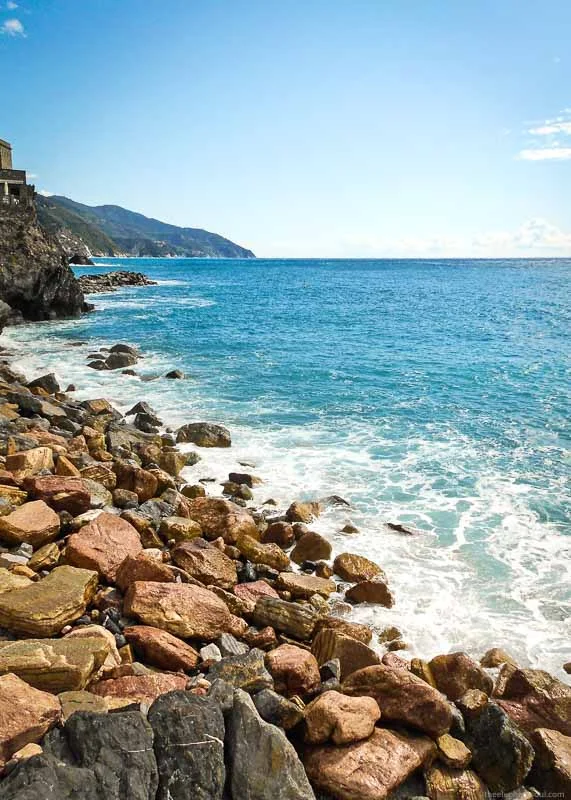 Rocks at the coast in one of the five towns that comprise Cinque Terre.