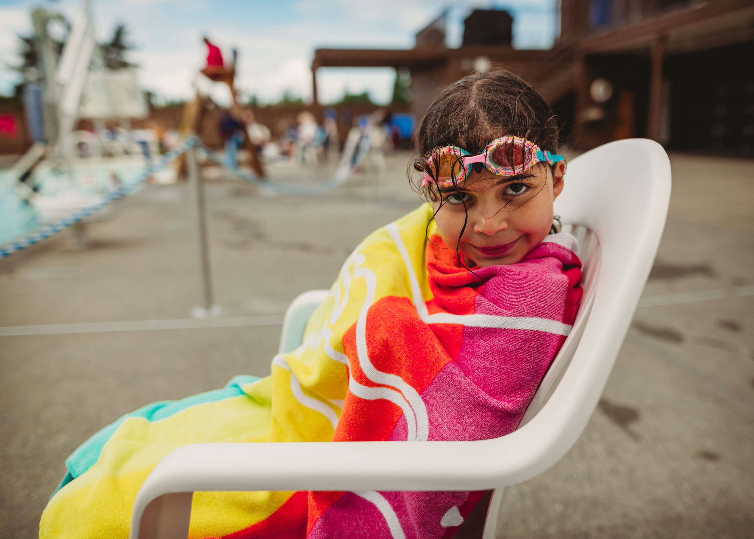 Girls at Wedgwood Pool-2.jpg