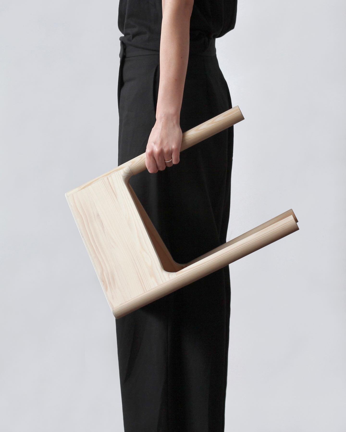 Three legged Stool #04

#stool #woodenstool #furniture #handcraft #woodworking #solidwood #plywood #seat #furnituredesign #productdesign #design #ac_al_studio