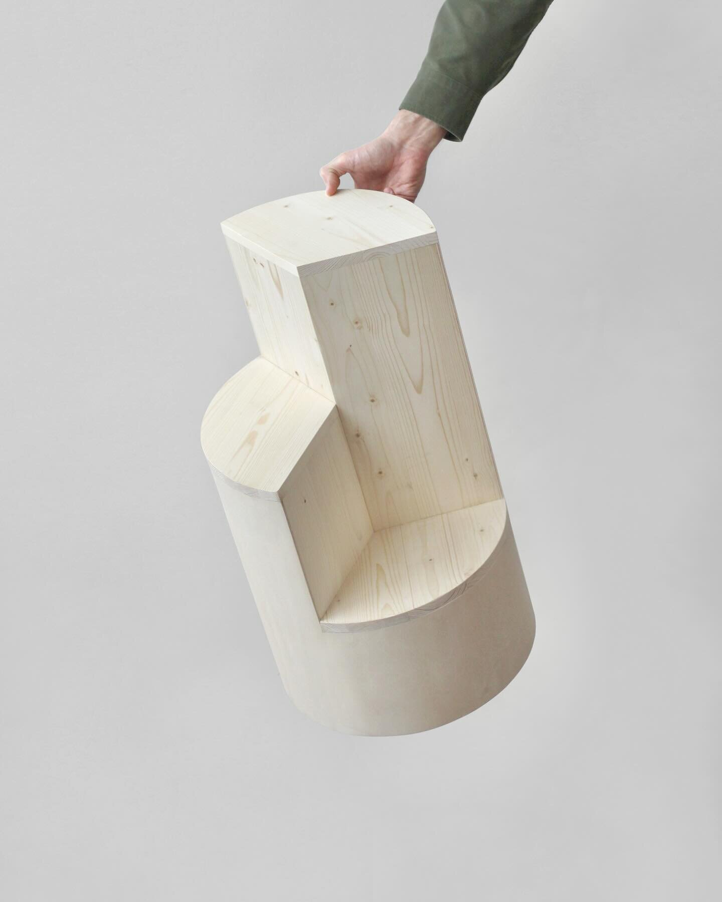 Three-step stool #08 

#stool #stepstool #woodenstool #woodworking #furniture #handcrafted #furnituredesign #productdesign #design #ac_al_studio