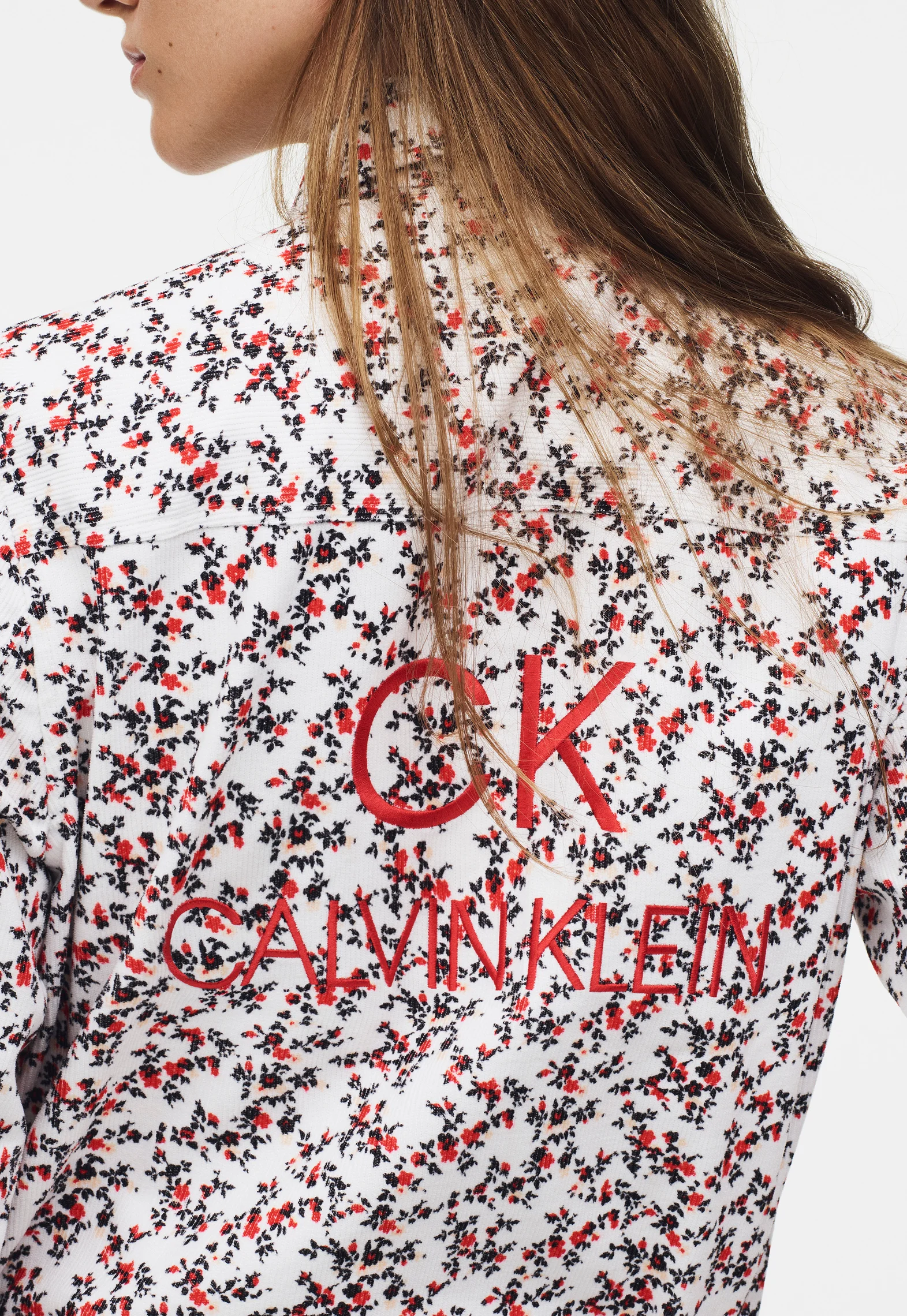 F18 CKCK RTW Look Book_Asia_Women_10.jpg