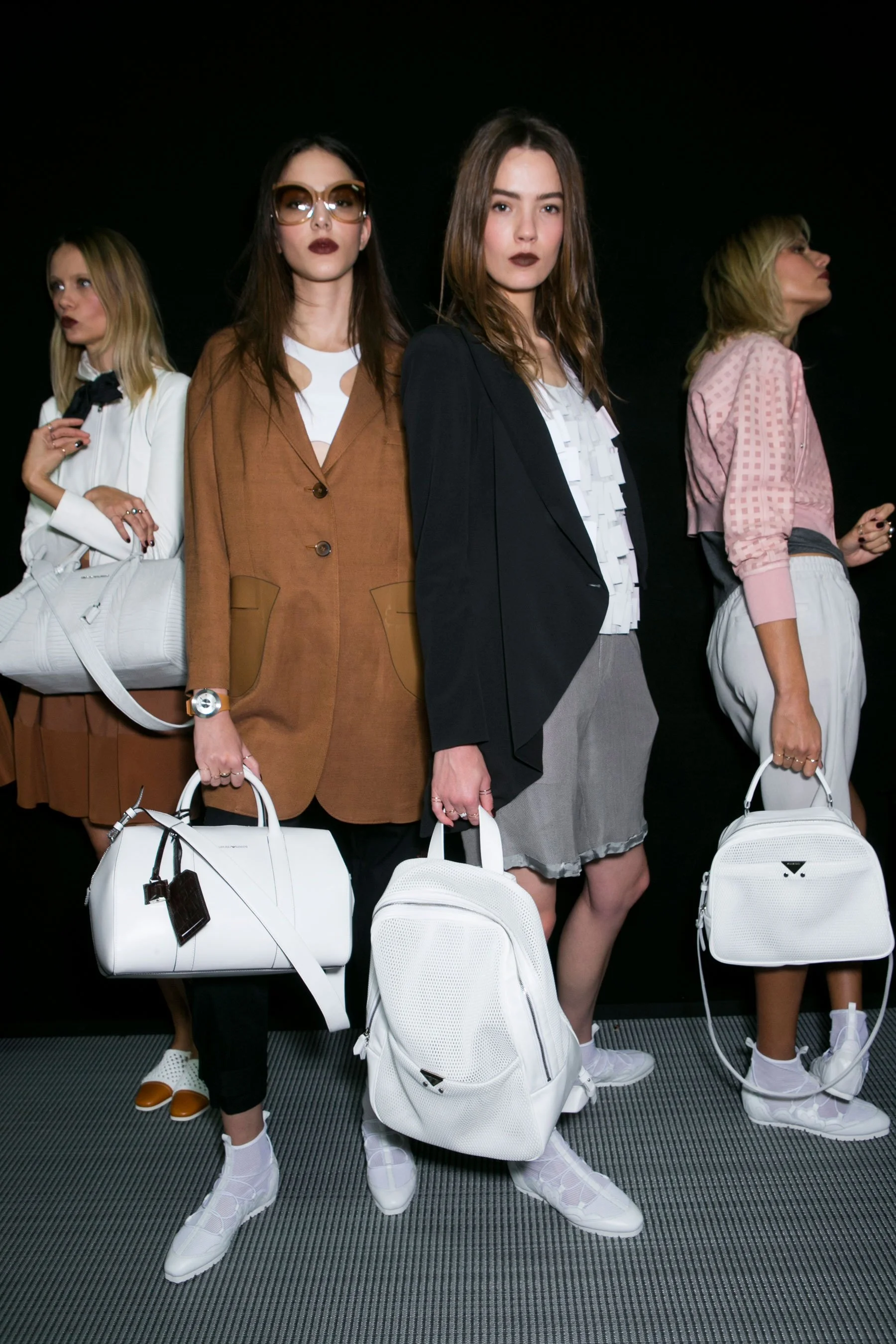 Emporio-Armani-spring-2016-backstage-fashion-show-the-impression-14.jpg