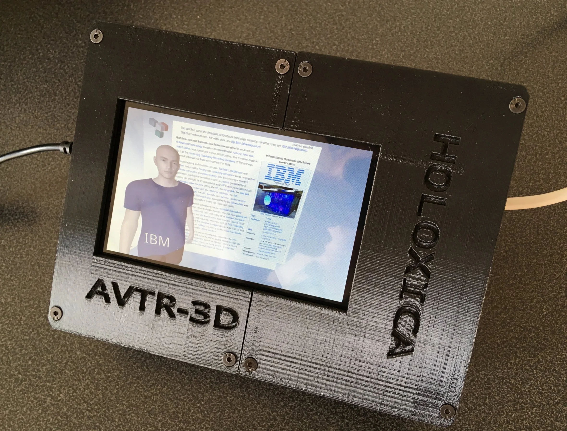 Avatar running on an embedded computer with a 4.5 inch screen