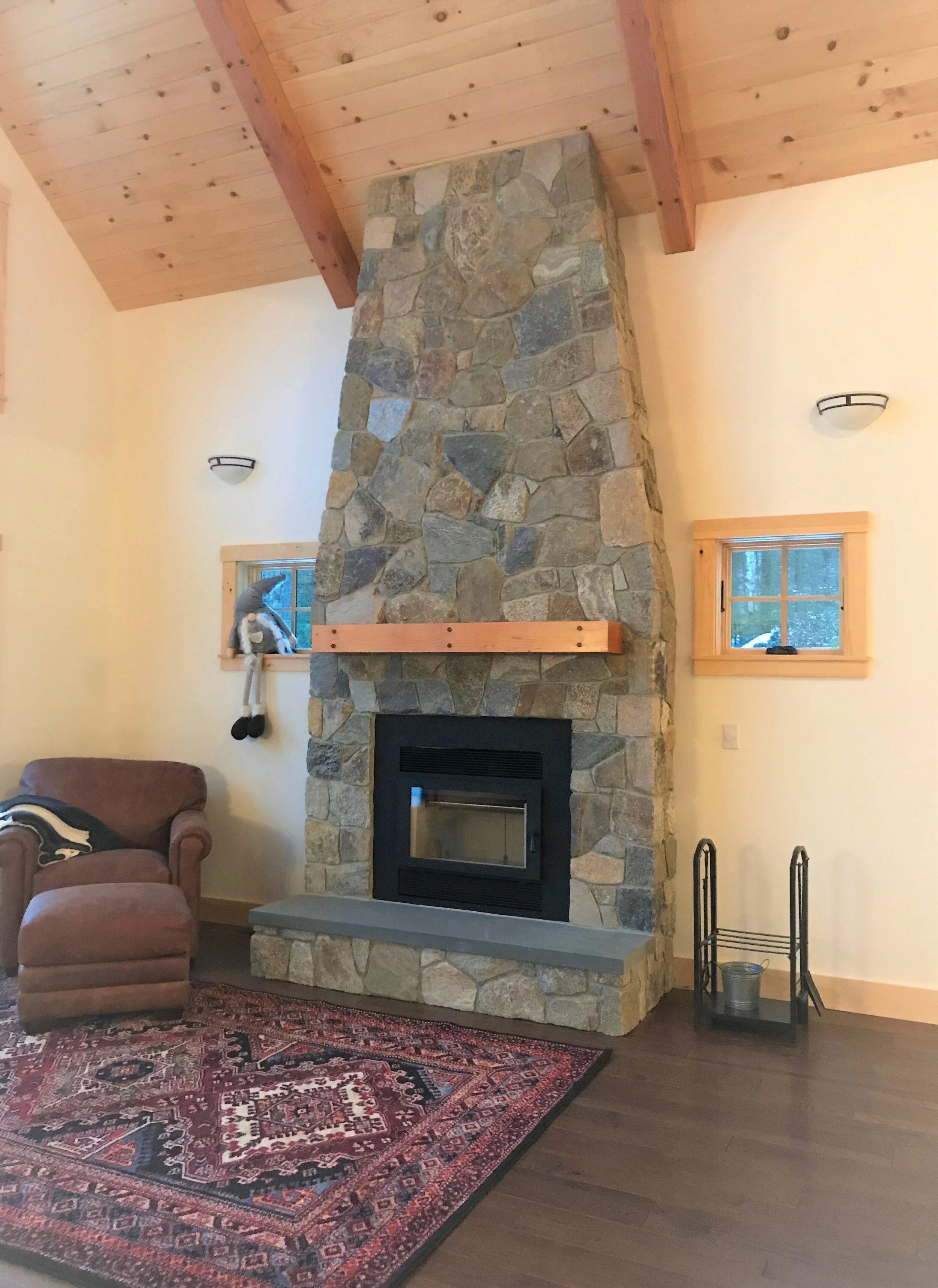 20_02_Fireplace.JPG