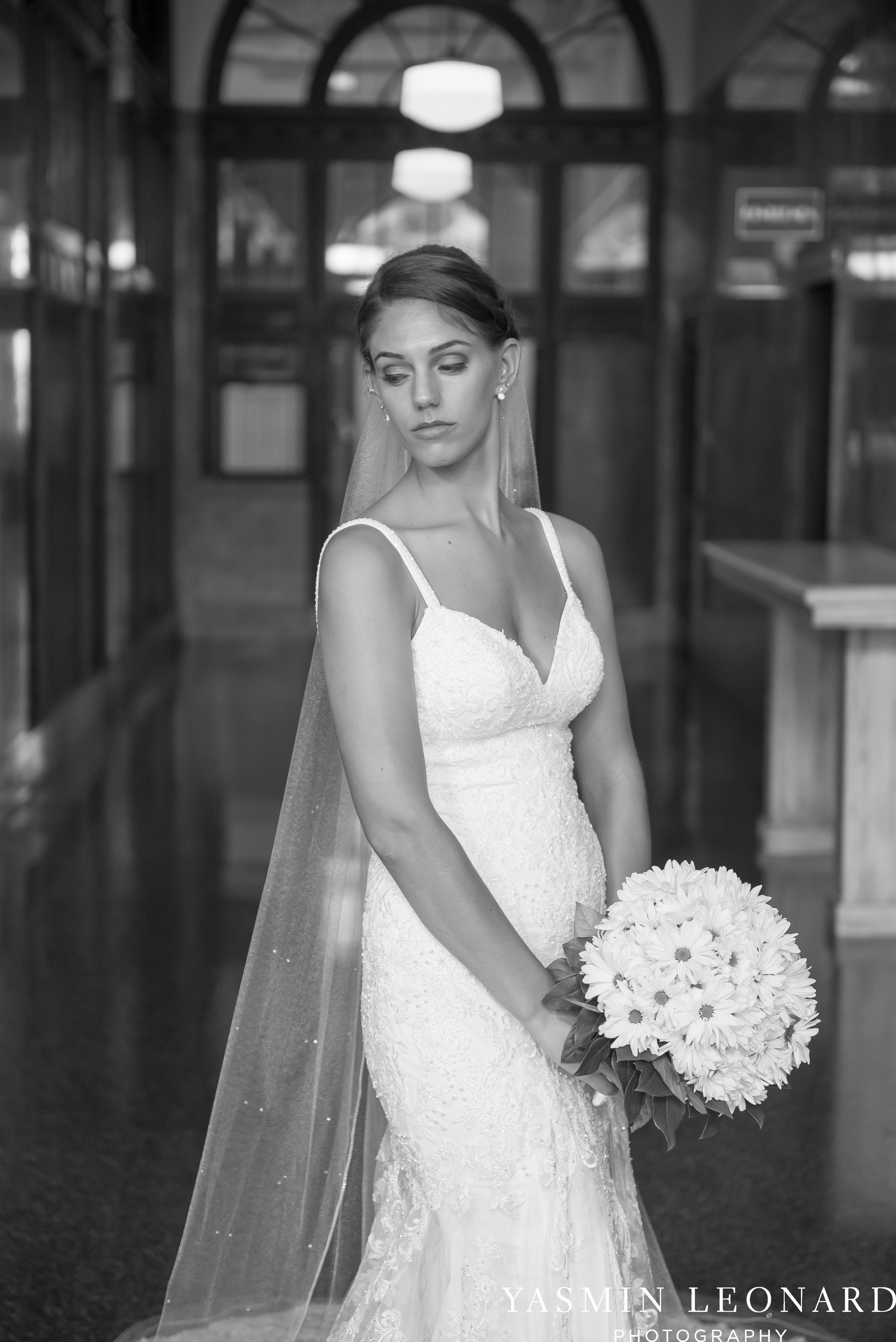 Meghen and Andrew | The Millennium Center | Yasmin Leonard Photography-19.jpg