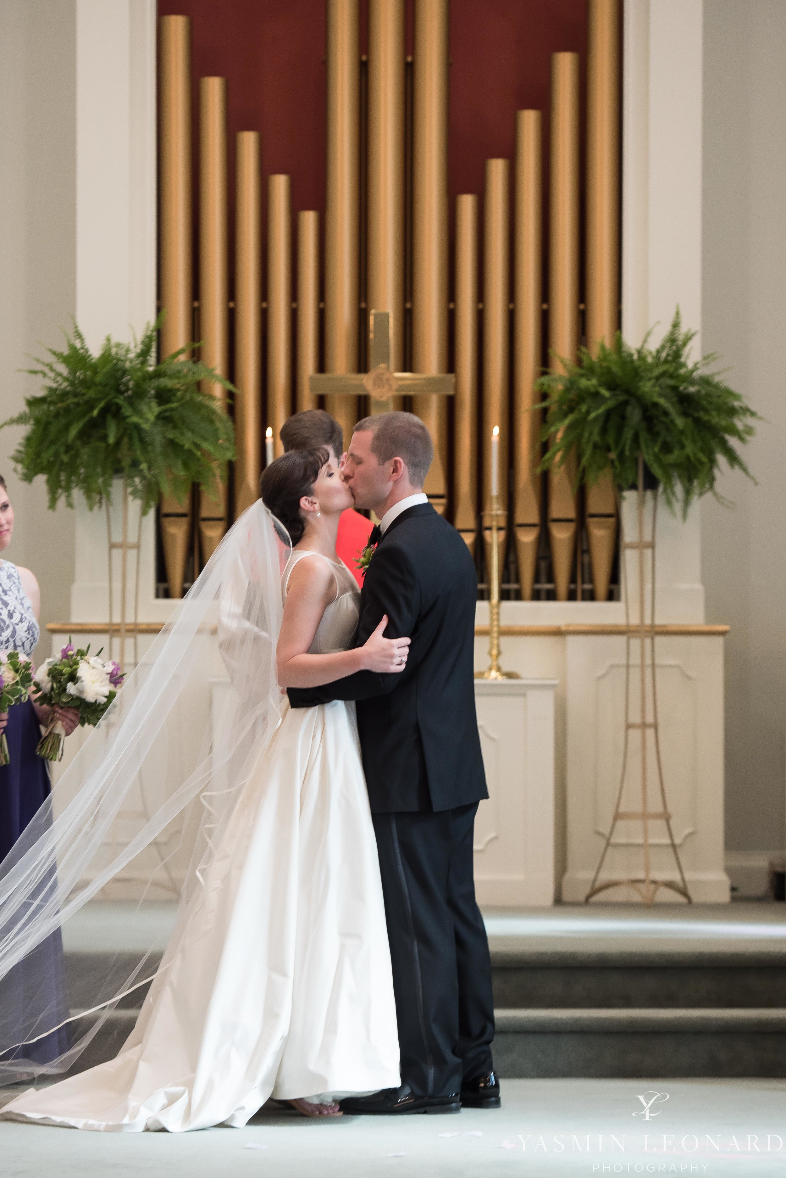 JH ADAMS INN - HIGH POINT UNIVERSITY CHAPEL WEDDING - HPU CHAPEL - HIGH POINT WEDDINGS - NC WEDDING PHOTOGRAPHER - YASMIN LEONARD PHOTOGRAPHY - HIGH POINT NC - HIGH POINT WEDDINGS -33.jpg